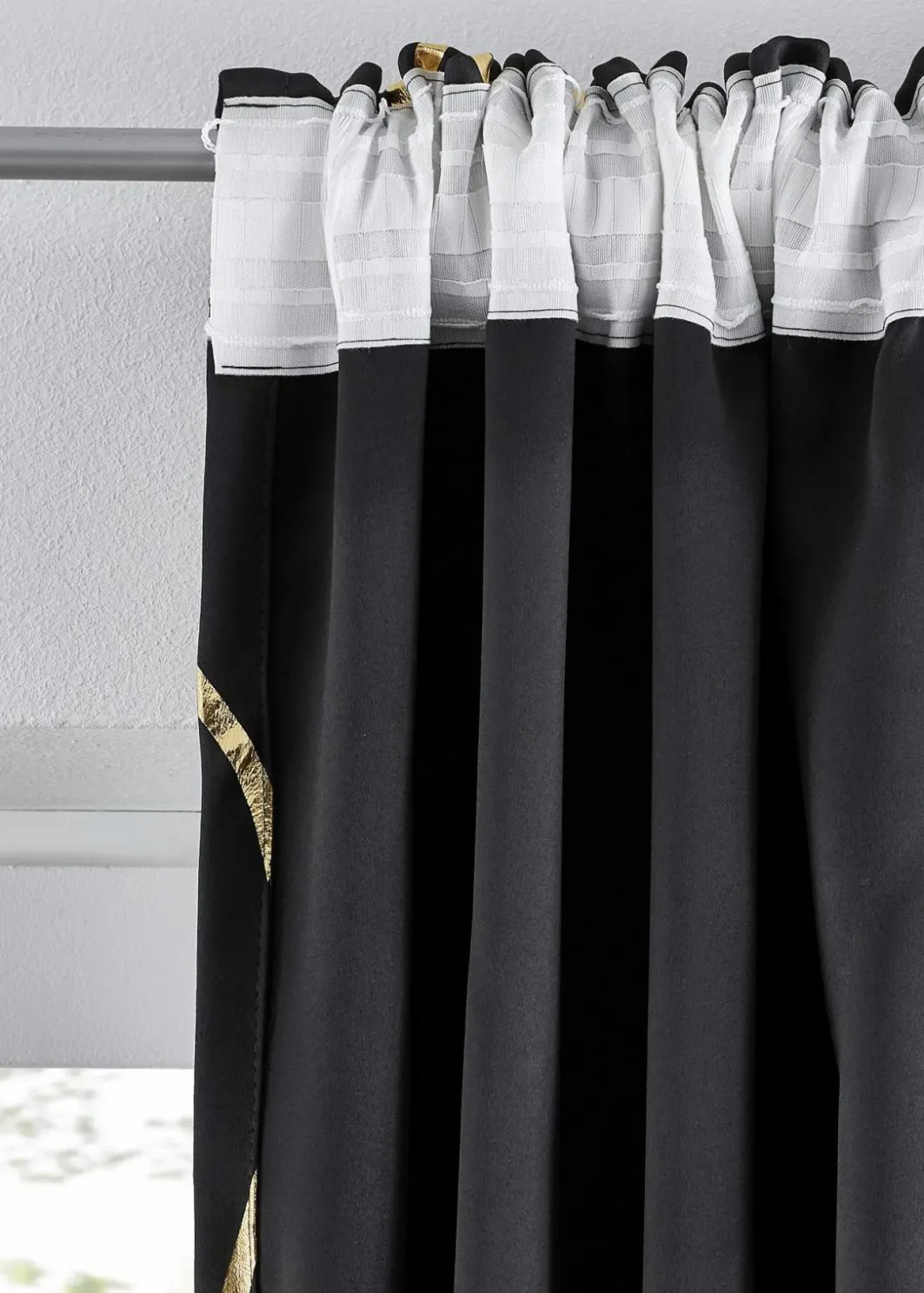 bonprix Vorhänge|Abdunkelnder Vorhang mit Glanz Druck (1er Pack)