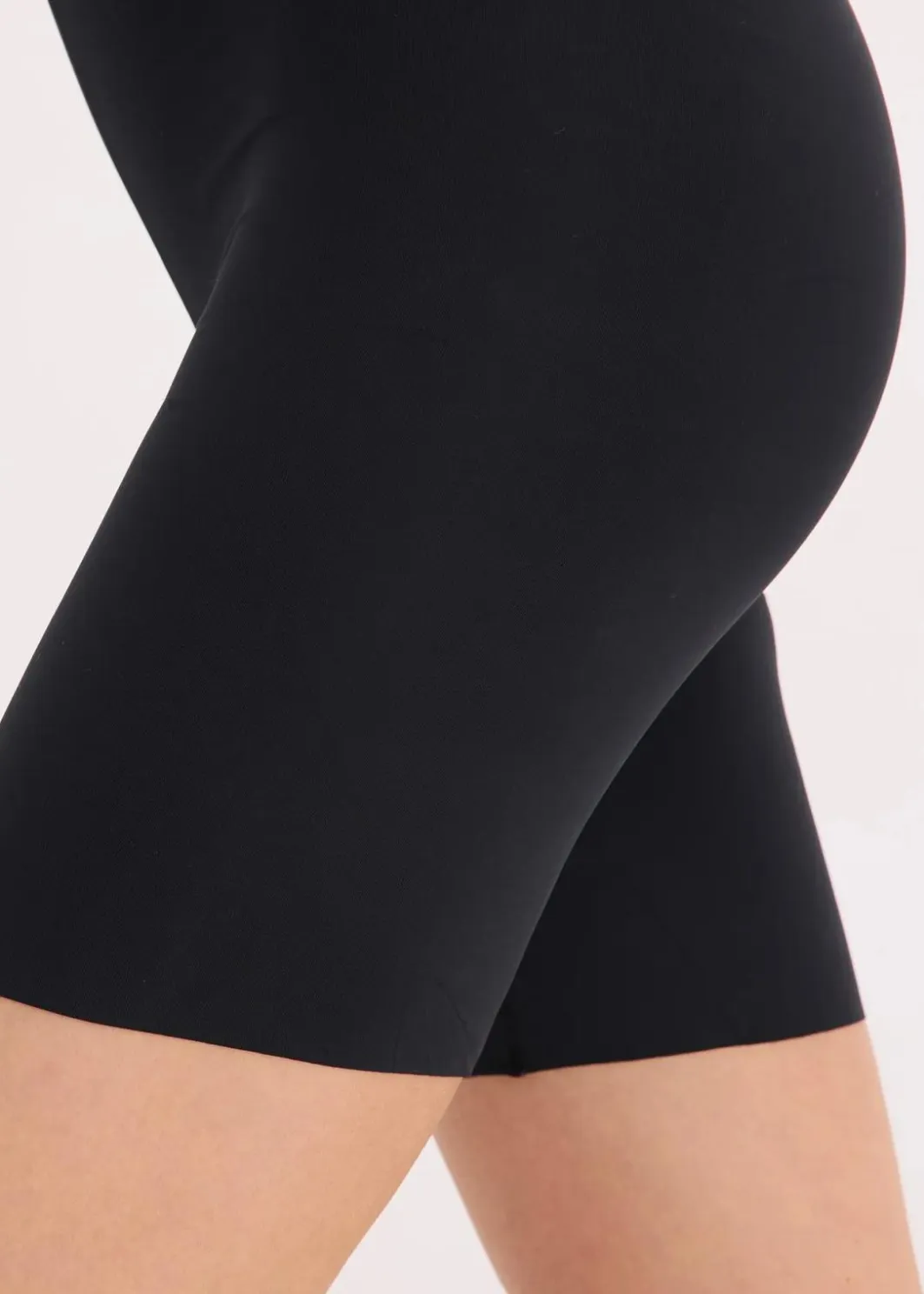Damen bonprix Bekleidung·Kleider|Hosen|Anti-Scheuer Radler mit kühlendem Material