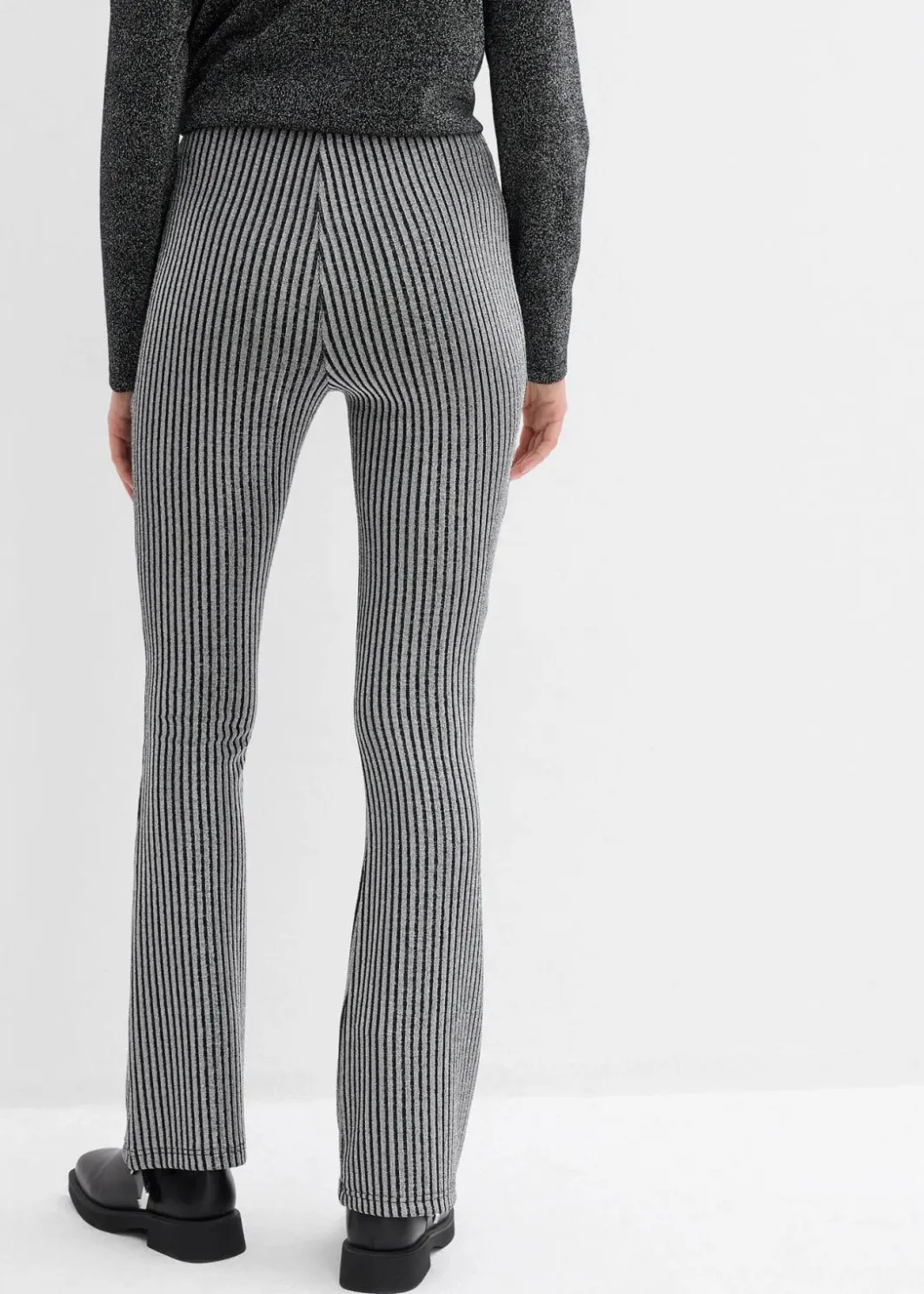 Damen bonprix Bekleidung·Kleider|Hosen|Ausgestellte Leggings mit Glitzergarn