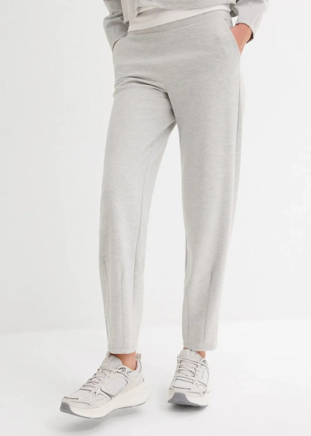 Online Barrelhose aus leicht glänzendem Viskose-Mix Damen Bekleidung·Kleider|Zweiteiler & Sets