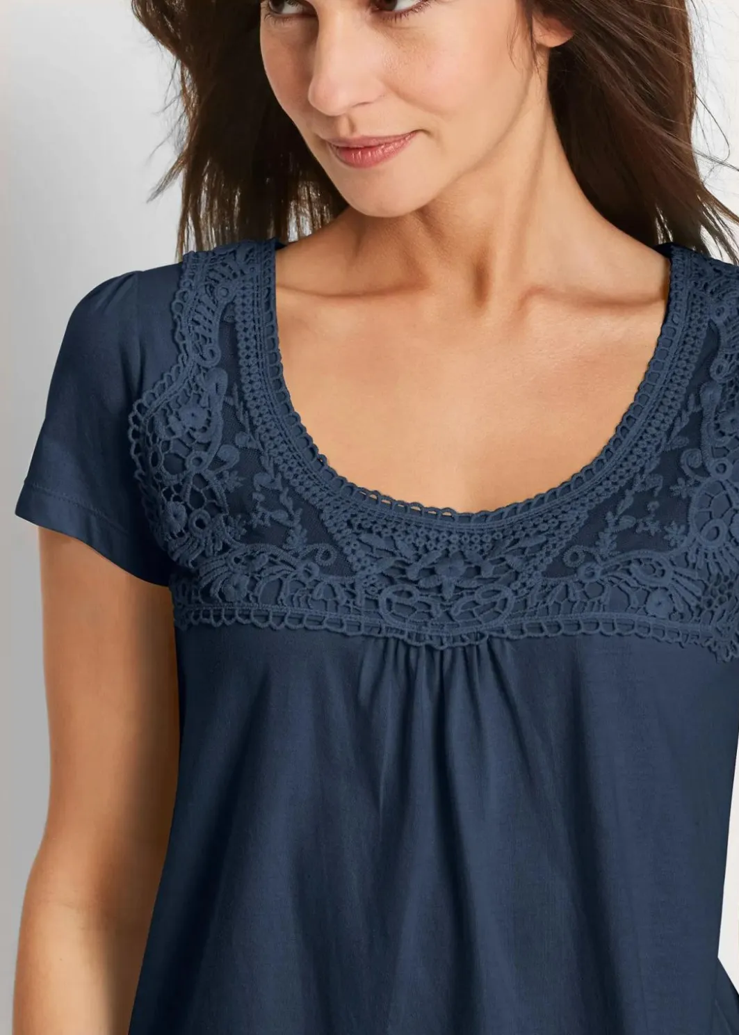 Damen bonprix Nachhaltigere Materialien|Shirts & Tops|Baumwoll Shirt mit Spitze, Kurzarm