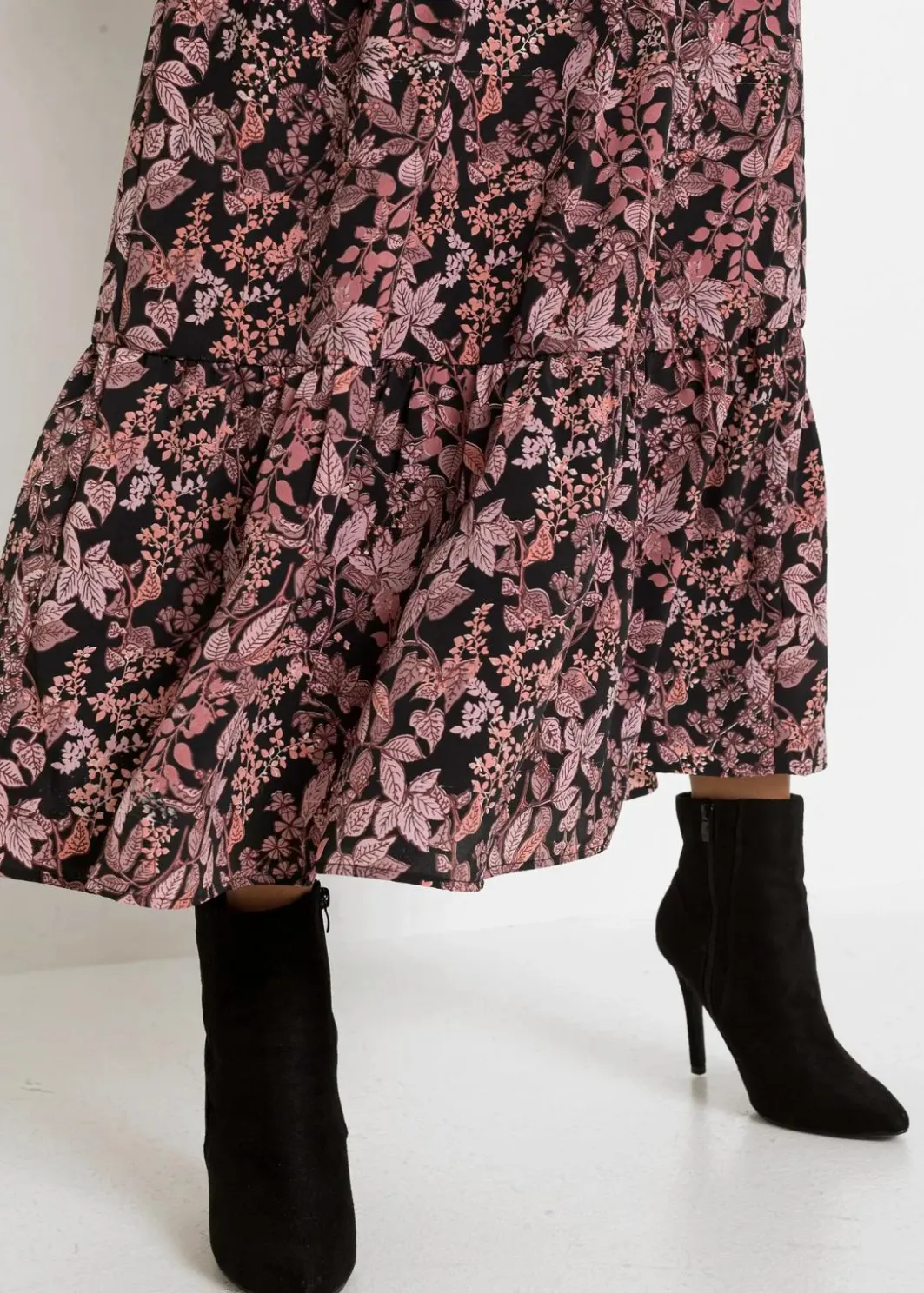 New Bedrucktes Maxikleid Damen Bekleidung·Pullover & Strickjacken|Nachhaltigere Materialien