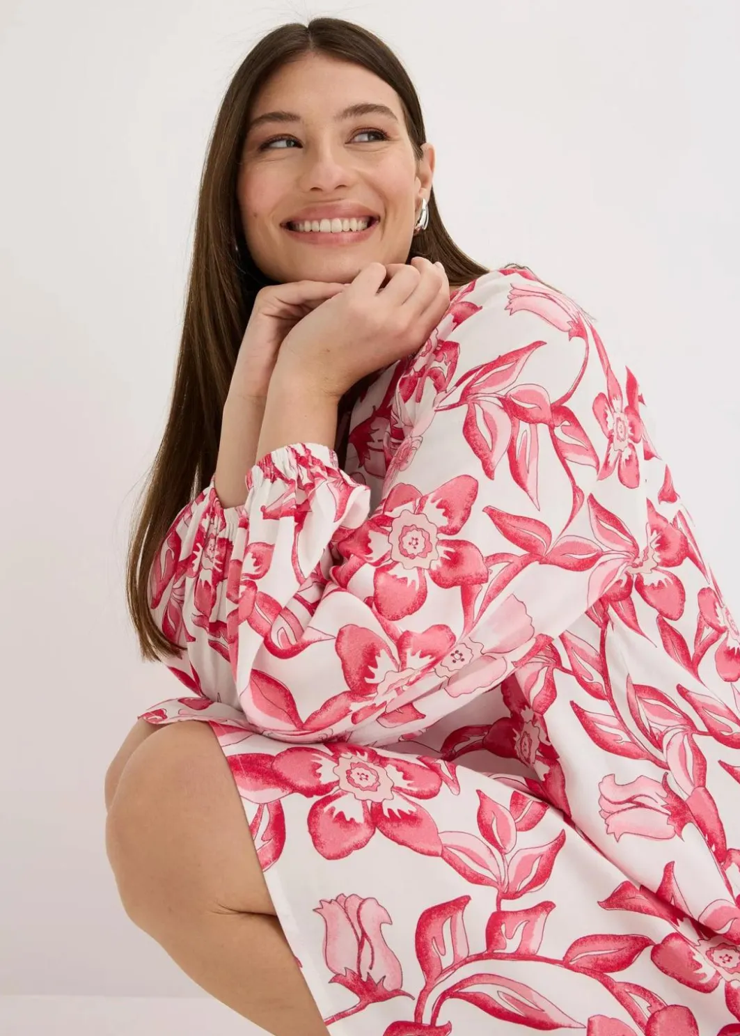 Damen bonprix Bekleidung·Pullover & Strickjacken|Nachhaltigere Materialien|bedrucktes Tunika-Kleid aus fließender Viskose