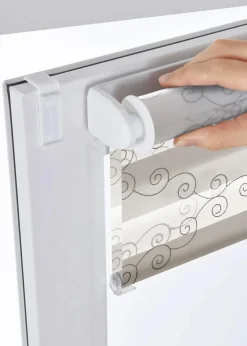 New Besticktes Doppelrollo mit grafischem Muster Rollos