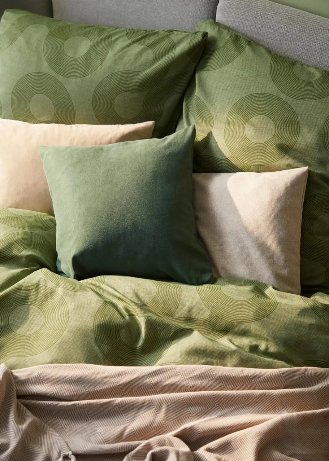 New Bettwäsche mit grafischem Design Bettwäsche