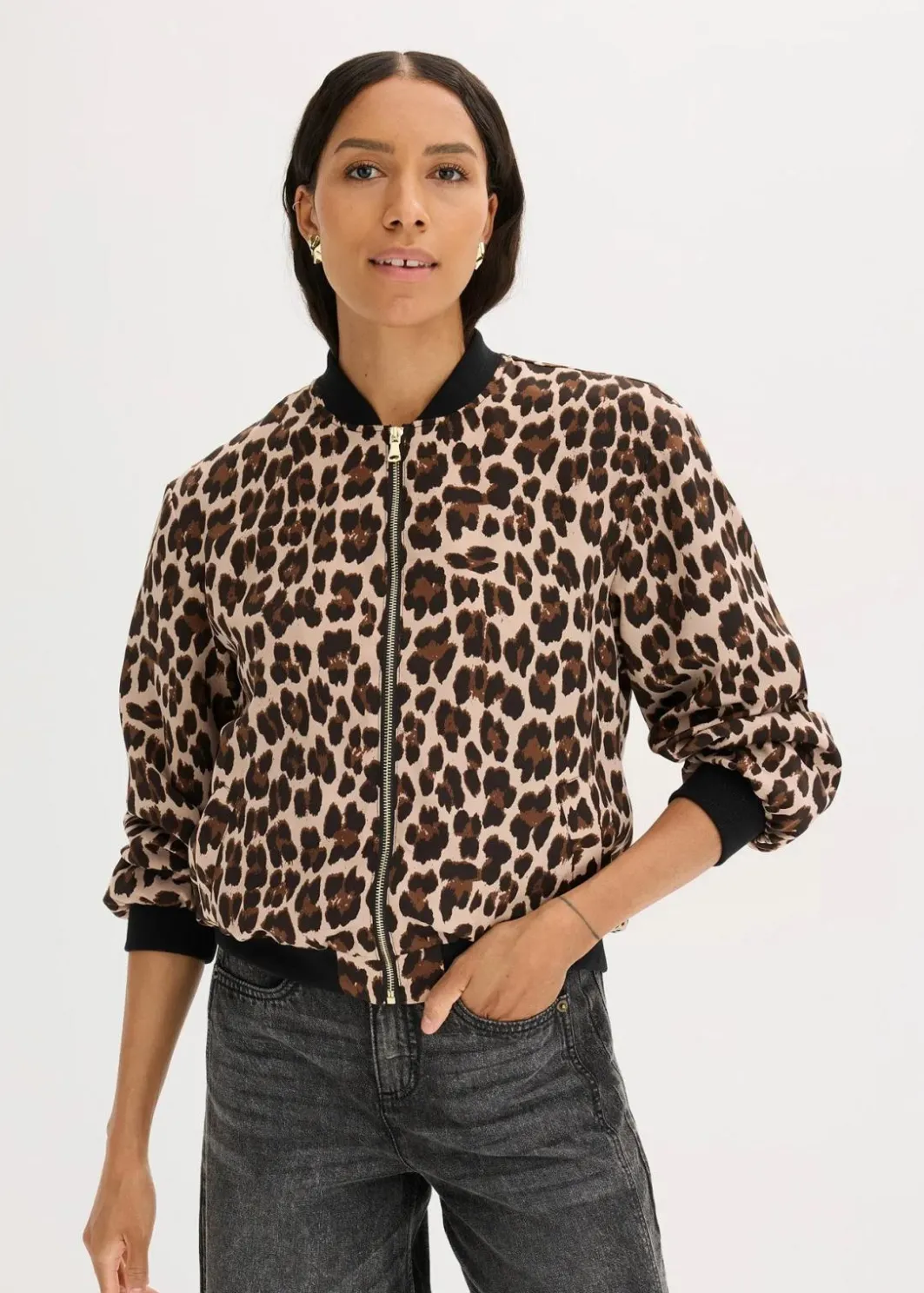 New Blouson aus fließendem Satin Damen Bekleidung·Hosen|Jacken & Mäntel