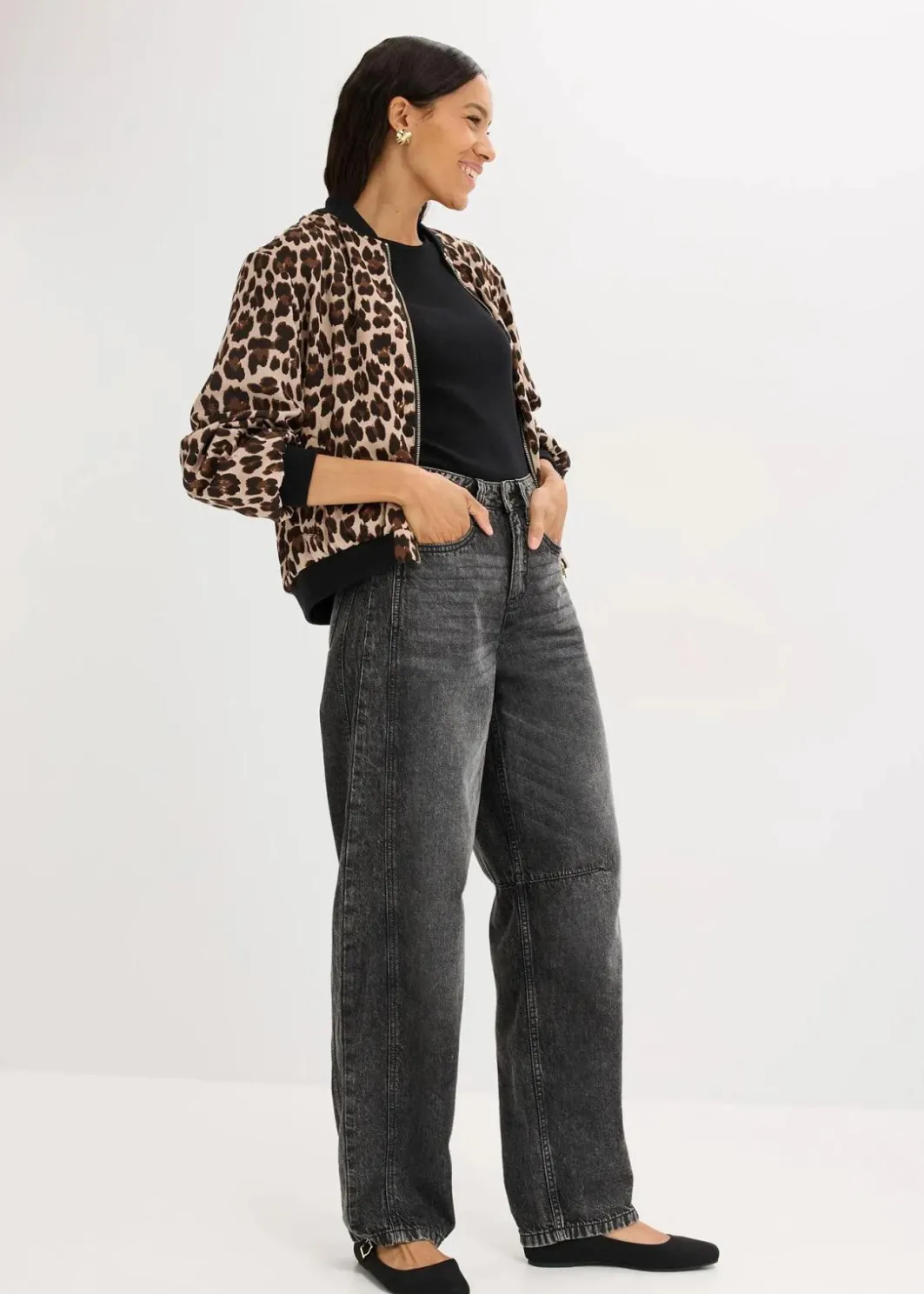 New Blouson aus fließendem Satin Damen Bekleidung·Hosen|Jacken & Mäntel