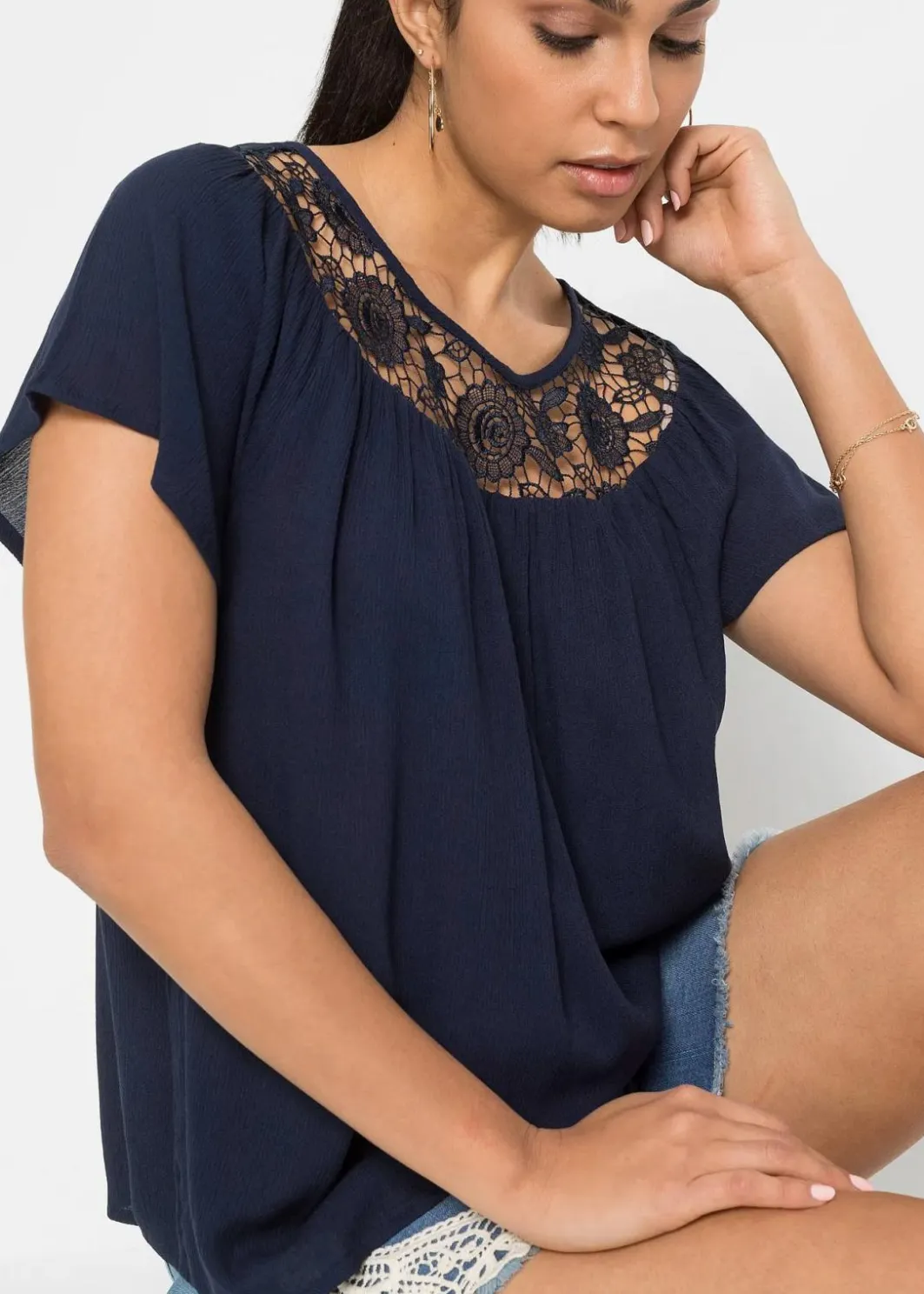 Damen bonprix Nachhaltigere Materialien|Blusen & Tuniken|Bluse mit Spitze