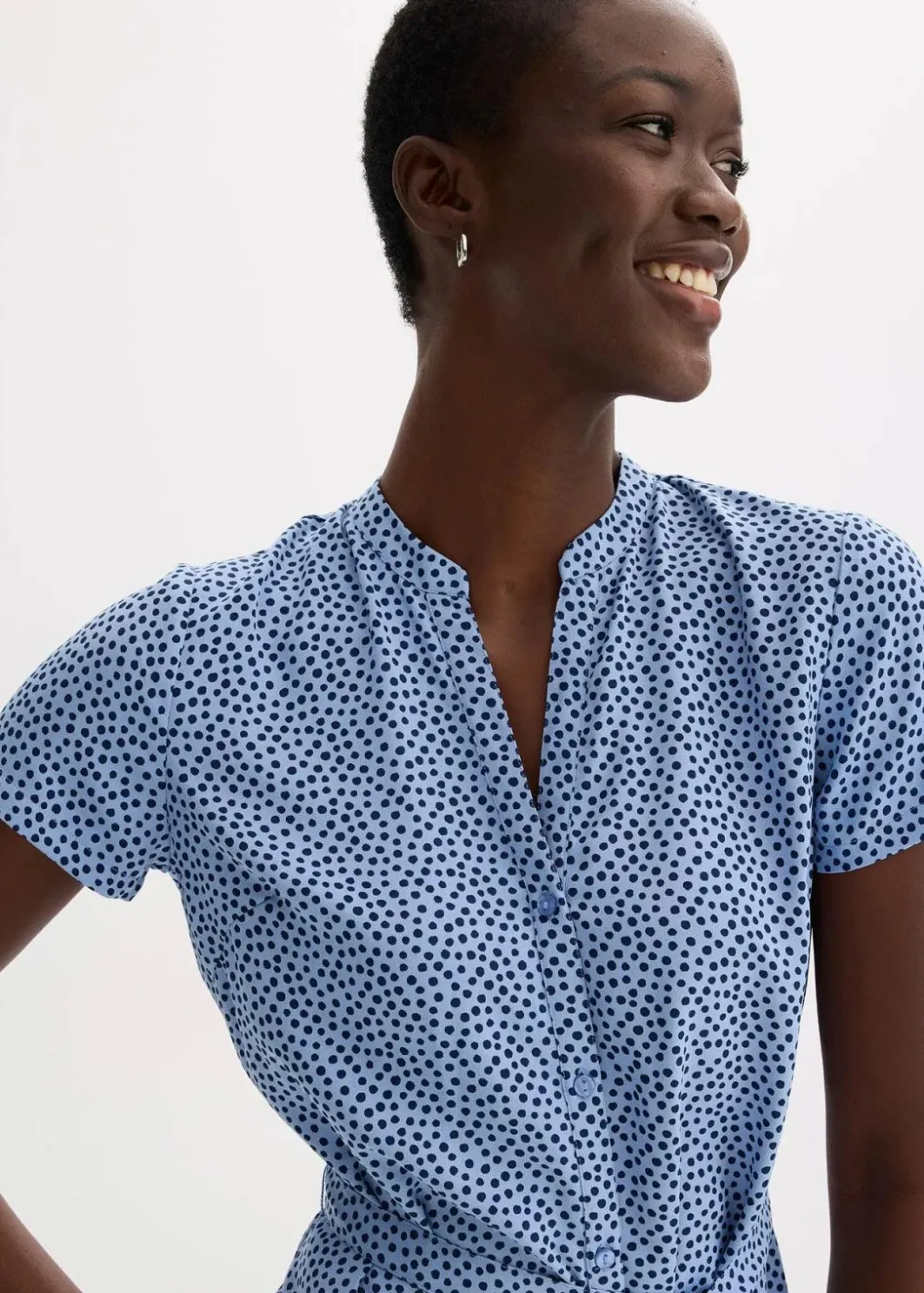 Outlet Blusenkleid mit Pünktchen Damen Kleider|Bekleidung·Pullover & Strickjacken