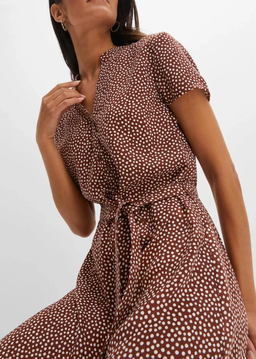 Outlet Blusenkleid mit Pünktchen Damen Bekleidung·Pullover & Strickjacken|Kleider