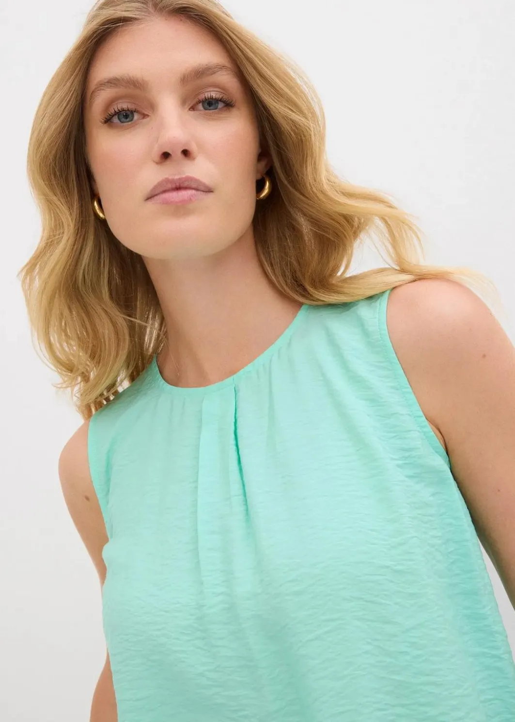 Clearance Blusentop aus fließendem Viskose-Mix Damen Bekleidung·Jacken & Mäntel|Blusen & Tuniken