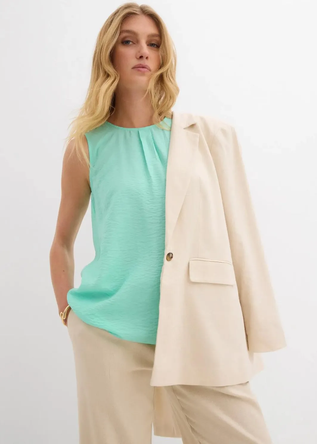 Clearance Blusentop aus fließendem Viskose-Mix Damen Bekleidung·Jacken & Mäntel|Blusen & Tuniken