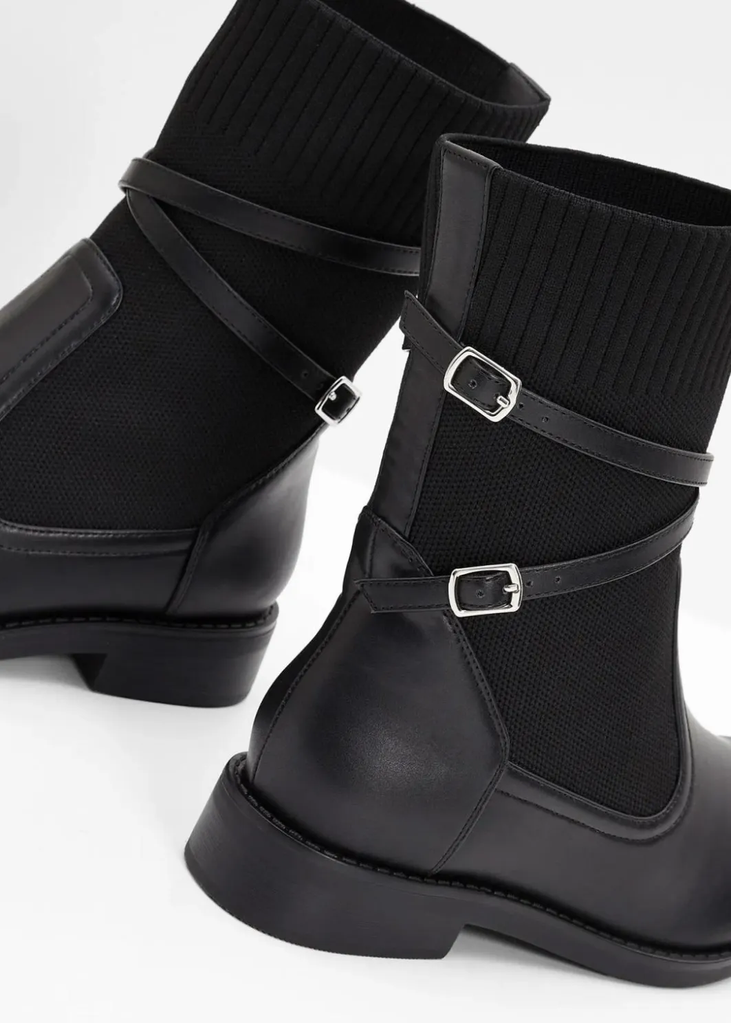 Damen bonprix Boots|Schuhe & Accessoires In Spezialgrößen·Elastischer Schaft|Boots