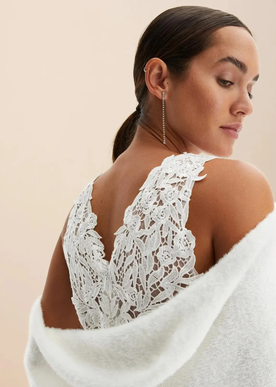 Damen bonprix Kurzgrößen|Bekleidung·Pullover & Strickjacken|Brautkleid aus Tüll und Spitze