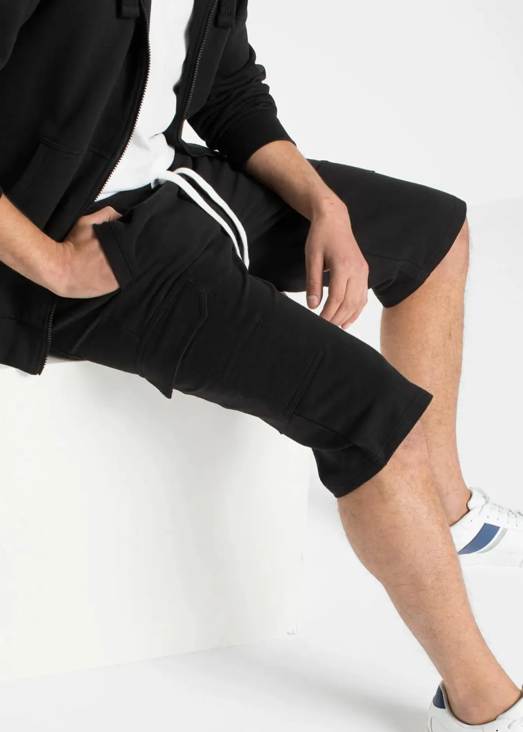 Herren bonprix Hosen|Sportbekleidung|Cargo-Sweatbermuda aus reiner Bio-Baumwolle