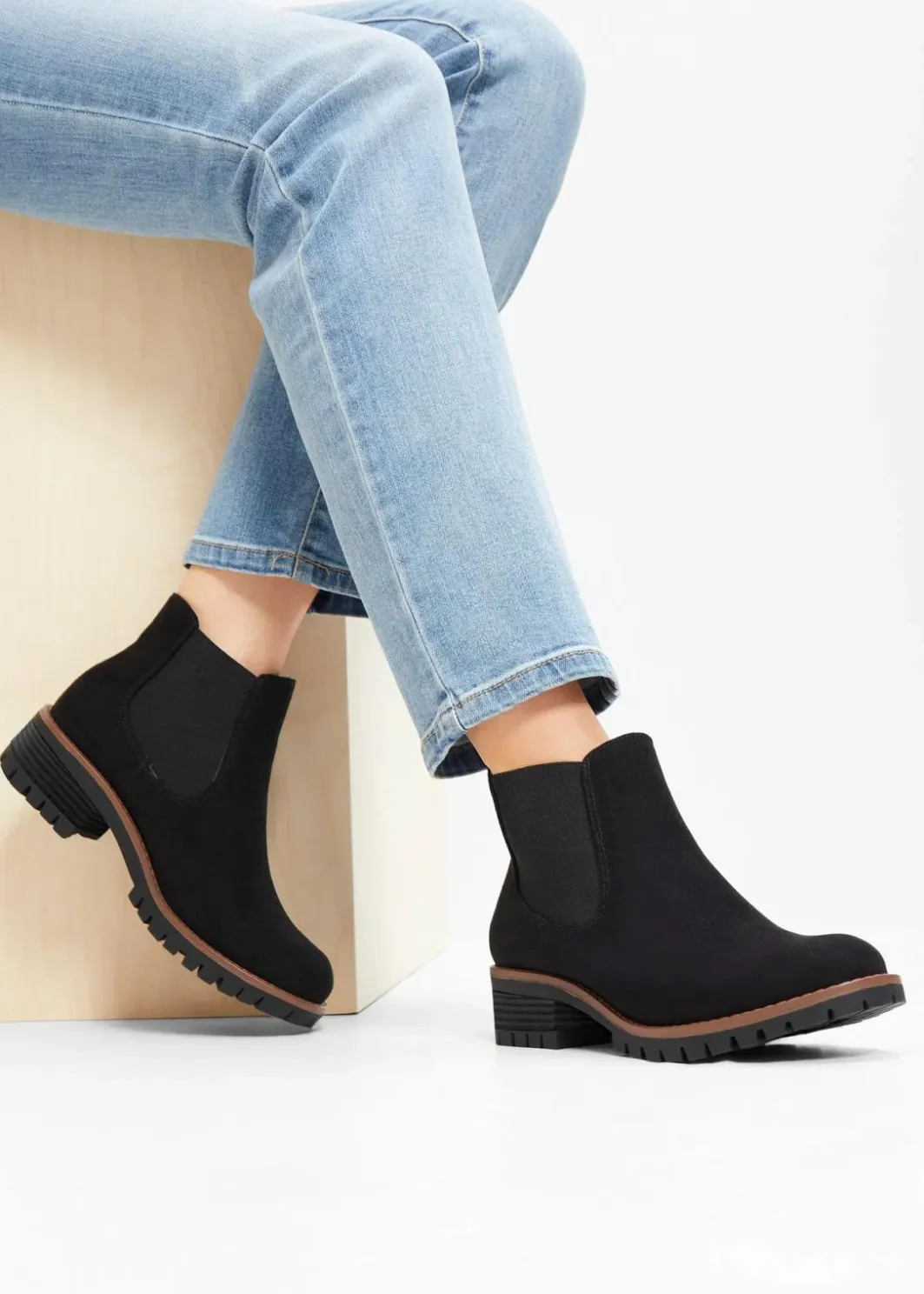 Damen bonprix Schuhe & Accessoires In Spezialgrößen·Schuhe In Übergröße|Schuhe & Accessoires In Spezialgrößen·Elastischer Schaft|Chelsea-Boots mit Profilsohle