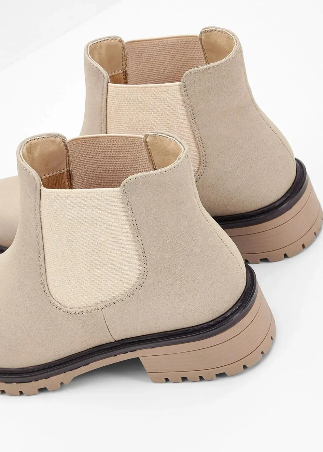 Online Chelsea-Boots mit Profilsohle Damen Schuhe & Accessoires In Spezialgrößen·Schuhe In Übergröße|Schuhe & Accessoires In Spezialgrößen·Elastischer Schaft