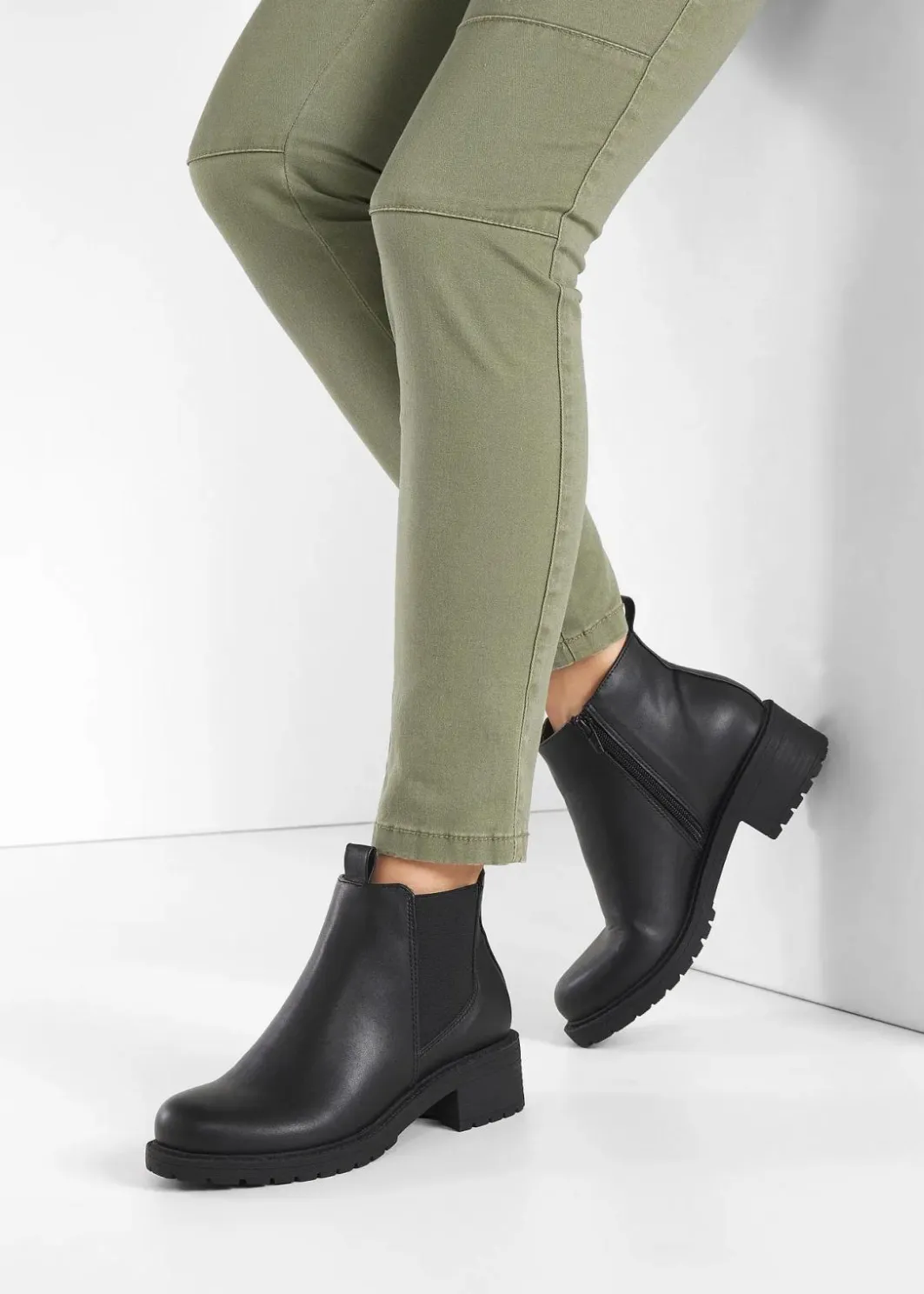 Damen bonprix Stiefeletten|Boots|Chelsea-Boots mit Profilsohle