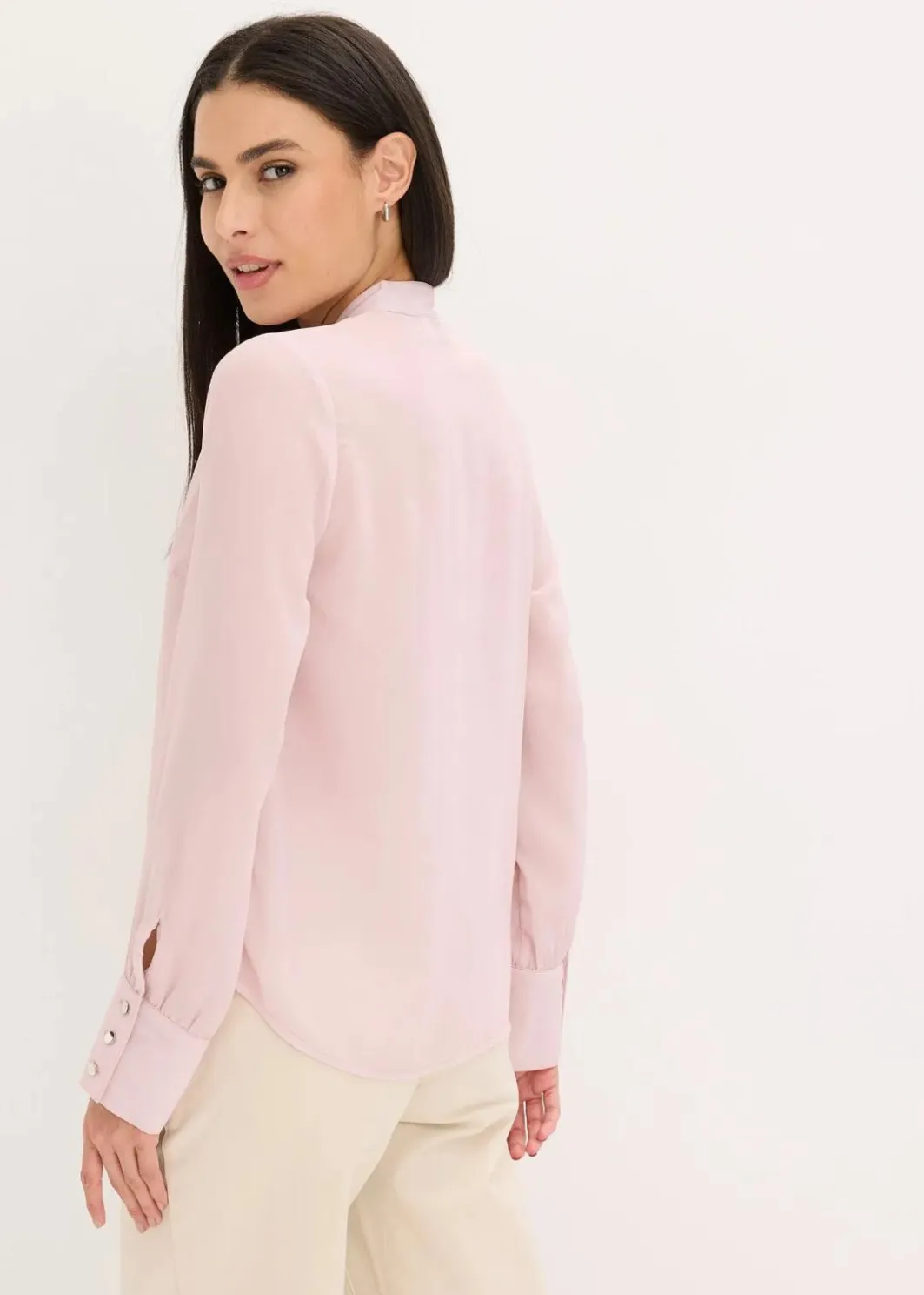 Online Chiffonbluse mit abnehmbarer Schluppe Damen Bekleidung·Jacken & Mäntel|Blusen & Tuniken