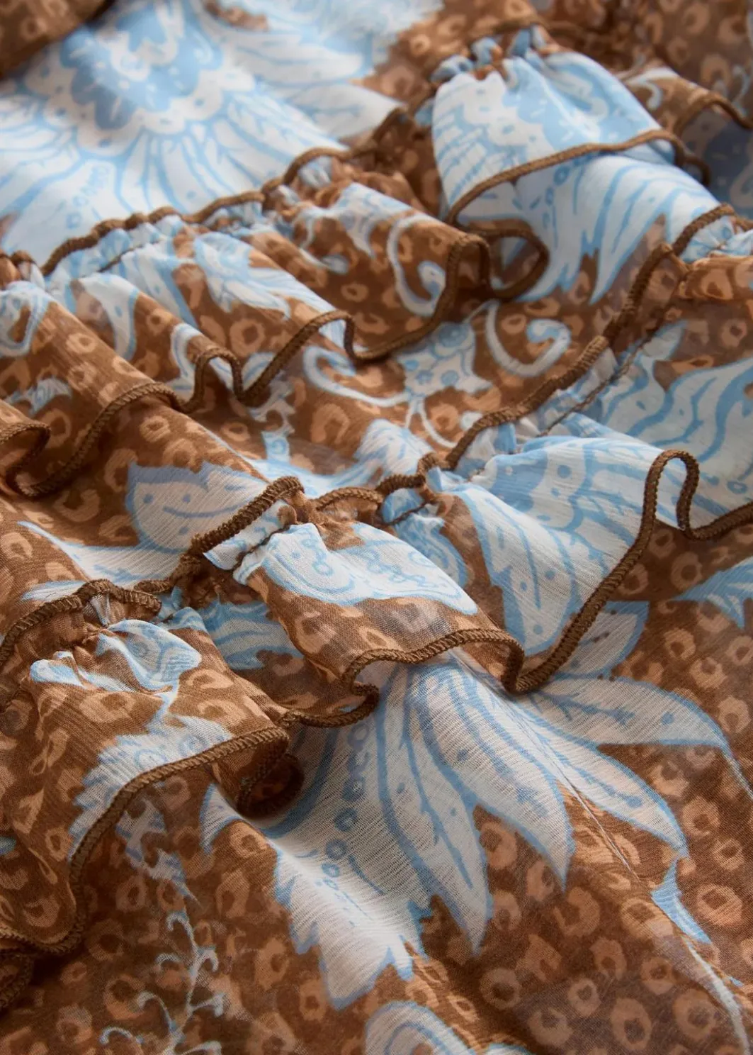 Discount Chiffonbluse mit Rüschen Damen Bekleidung·Jacken & Mäntel|Blusen & Tuniken