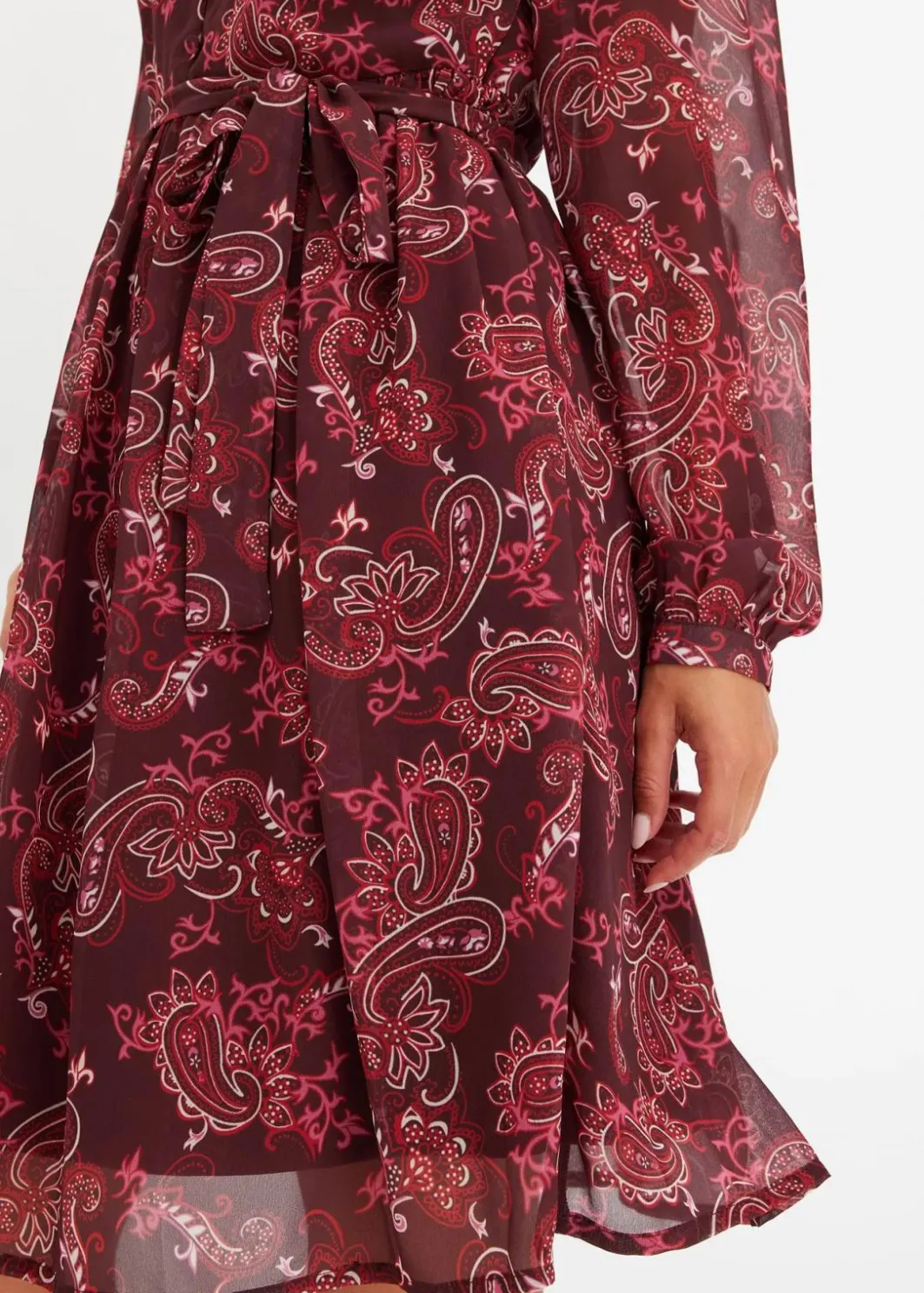 Damen bonprix Bekleidung·Pullover & Strickjacken|Nachhaltigere Materialien|Chiffonkleid