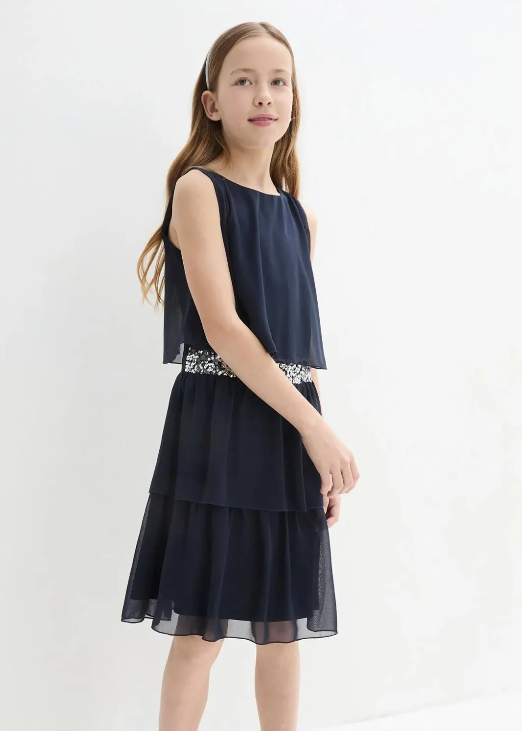 Kinder bonprix Mädchen 9-16 Jahre·Kleider & Jumpsuits|Chiffonkleid mit Paillettenband