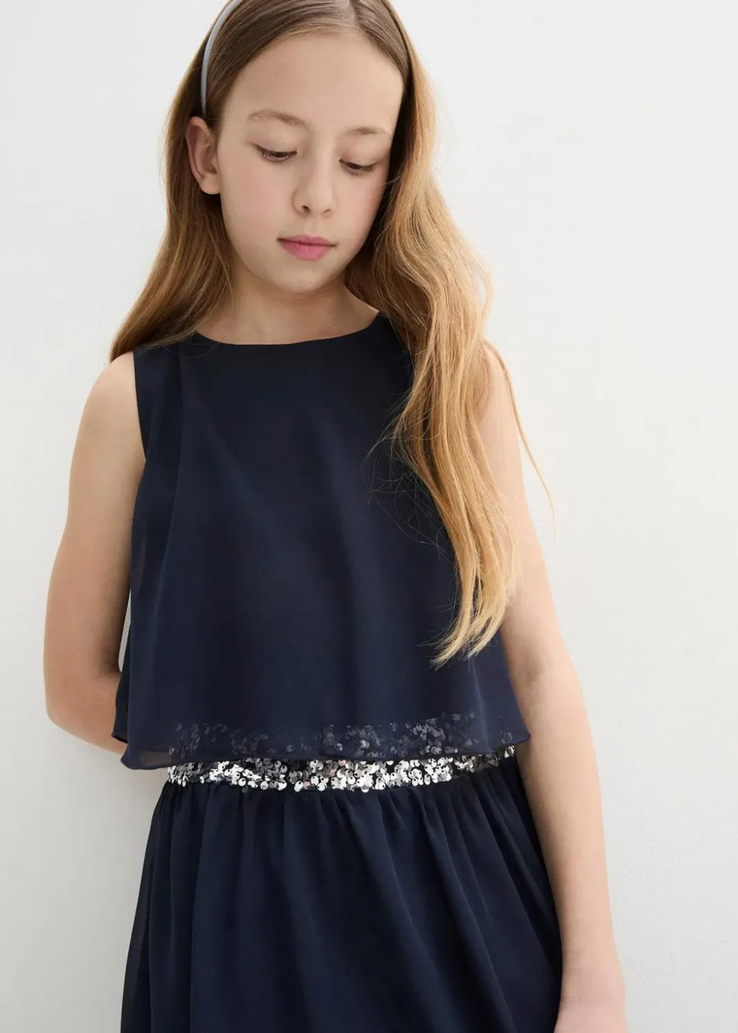 Kinder bonprix Mädchen 9-16 Jahre·Kleider & Jumpsuits|Chiffonkleid mit Paillettenband