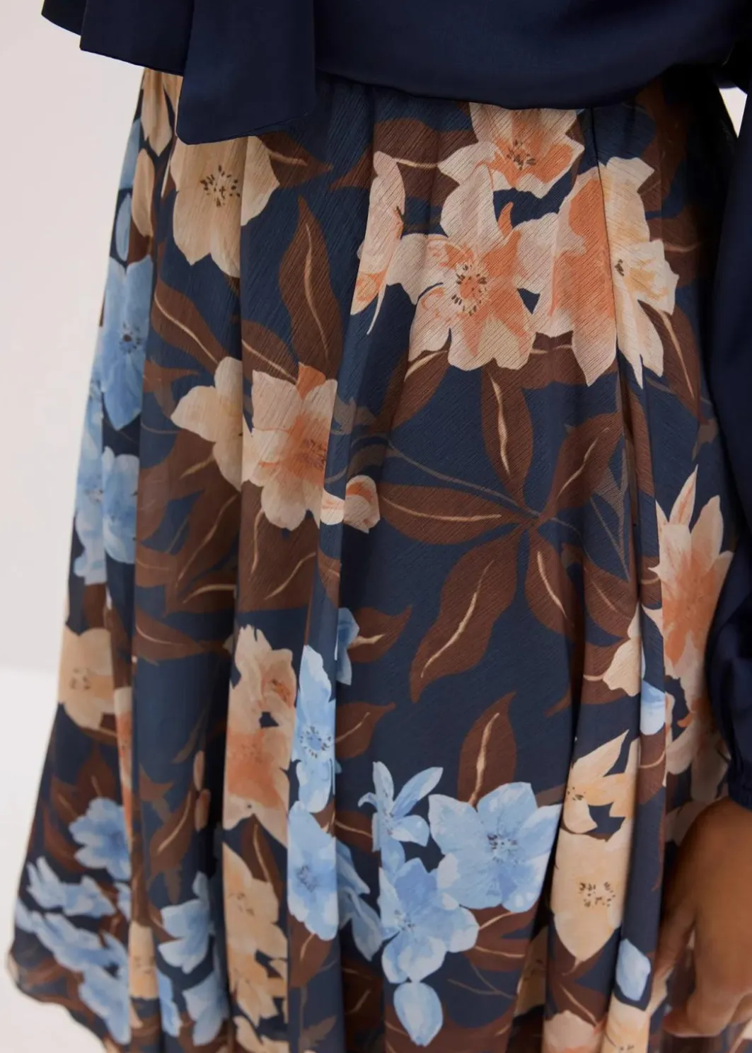 Online Chiffon-Midirock mit asymmetrischem Saum Damen Bekleidung·Sportbekleidung|Röcke