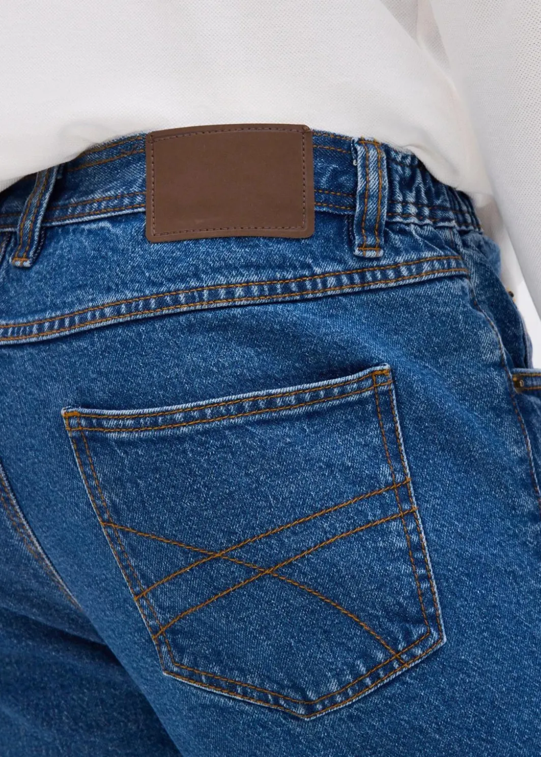 Discount Classic Fit Jeans mit Komfortbund, Straight Herren Jeans|Basics