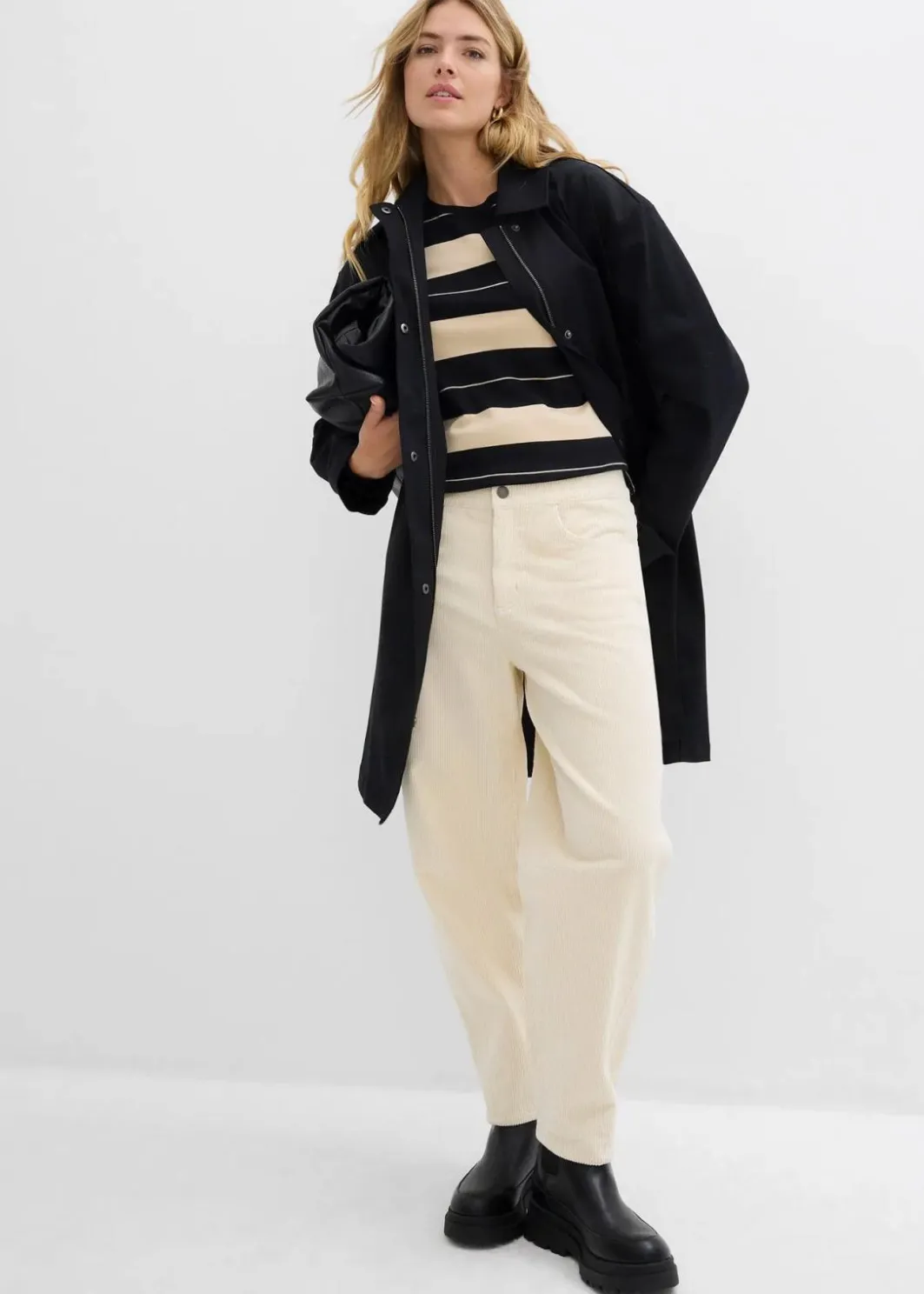 Outlet Cordhose in Barellform Damen Bekleidung·Kleider|Hosen