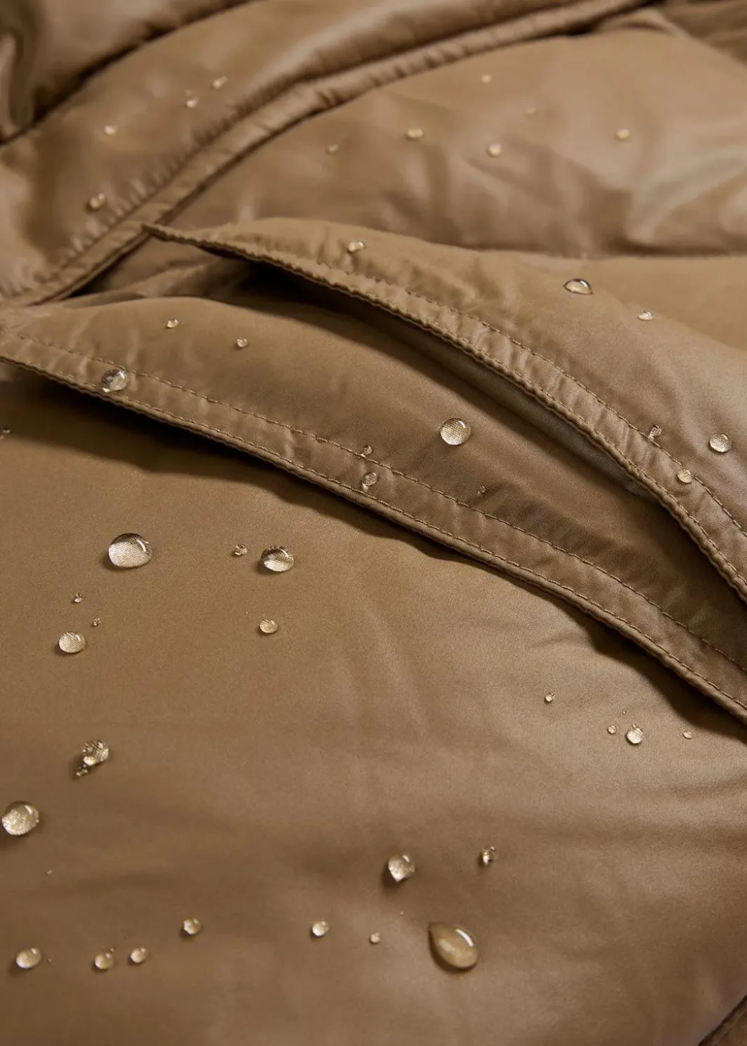 Daunenmantel mit recycelten Daunen, wasserabweisend Damen Bekleidung·Hosen|Nachhaltigere Materialien