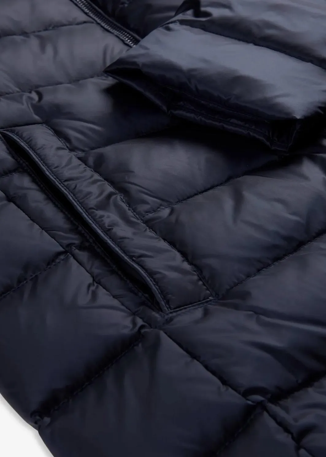 Hot Daunenmantel mit recycelten Daunen Damen Bekleidung·Hosen|Premium