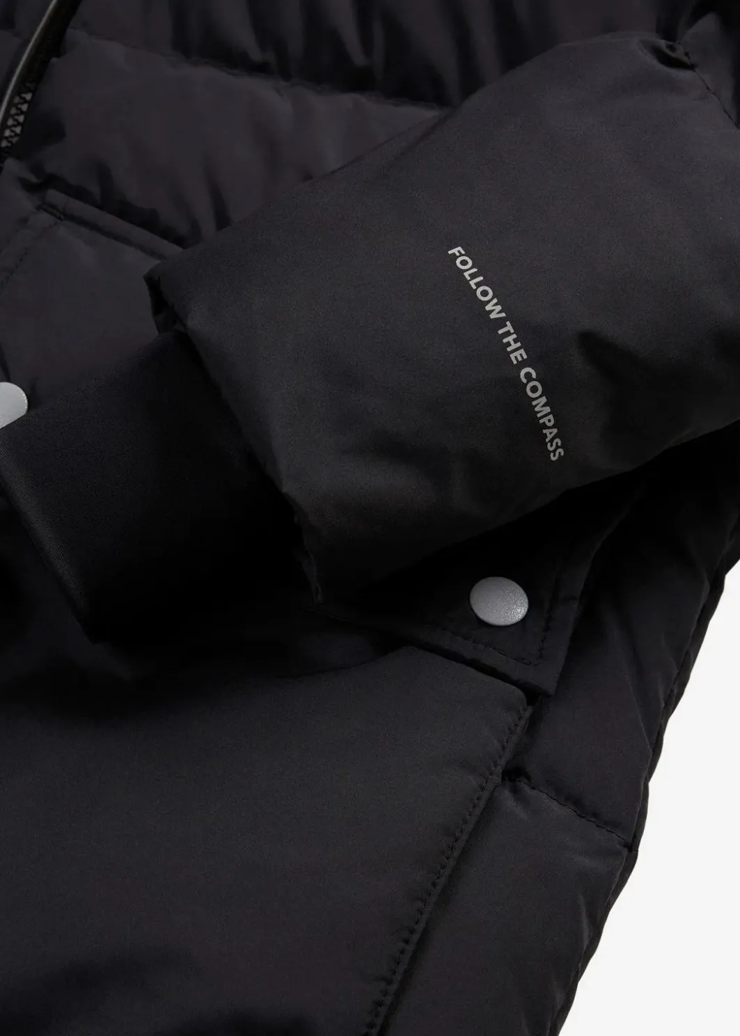 Damen bonprix Bekleidung·Hosen|Nachhaltigere Materialien|Daunenmantel mit reflektierenden Details