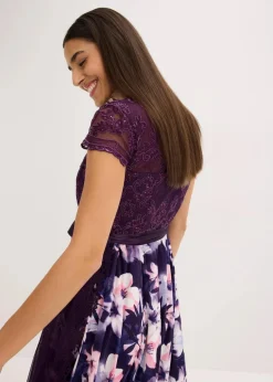 Dirndl mit Stickerei und Samtrock (2-tlg.Set) Damen Bekleidung·Pullover & Strickjacken|Kleider