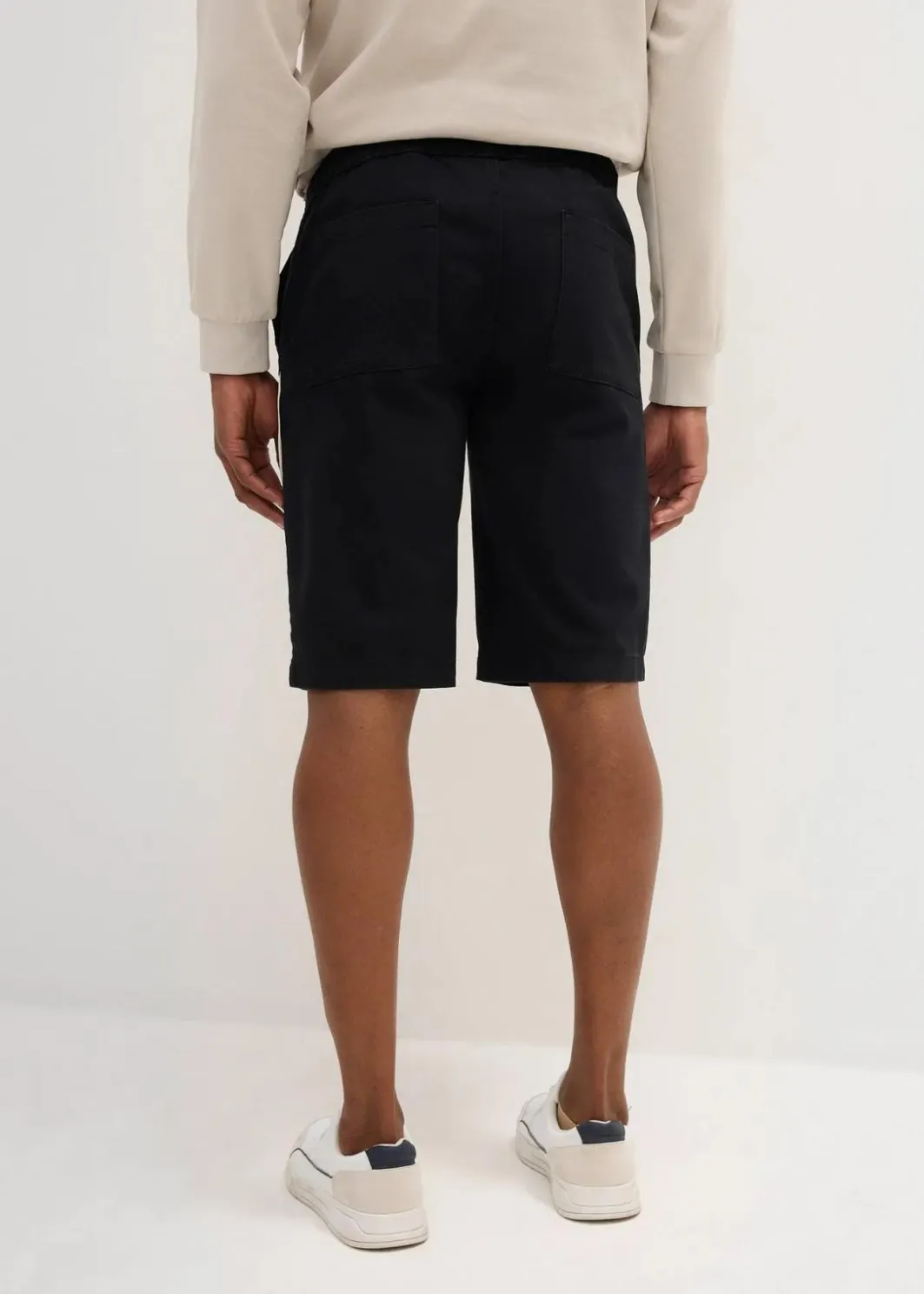 Herren bonprix Große Größen|Shorts|Feste Stretch-Schlupfbermuda, Loose Fit