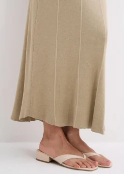 Sale Figurbetontes Strickkleid aus Viskose-Mix Damen Strickmode|Kleider