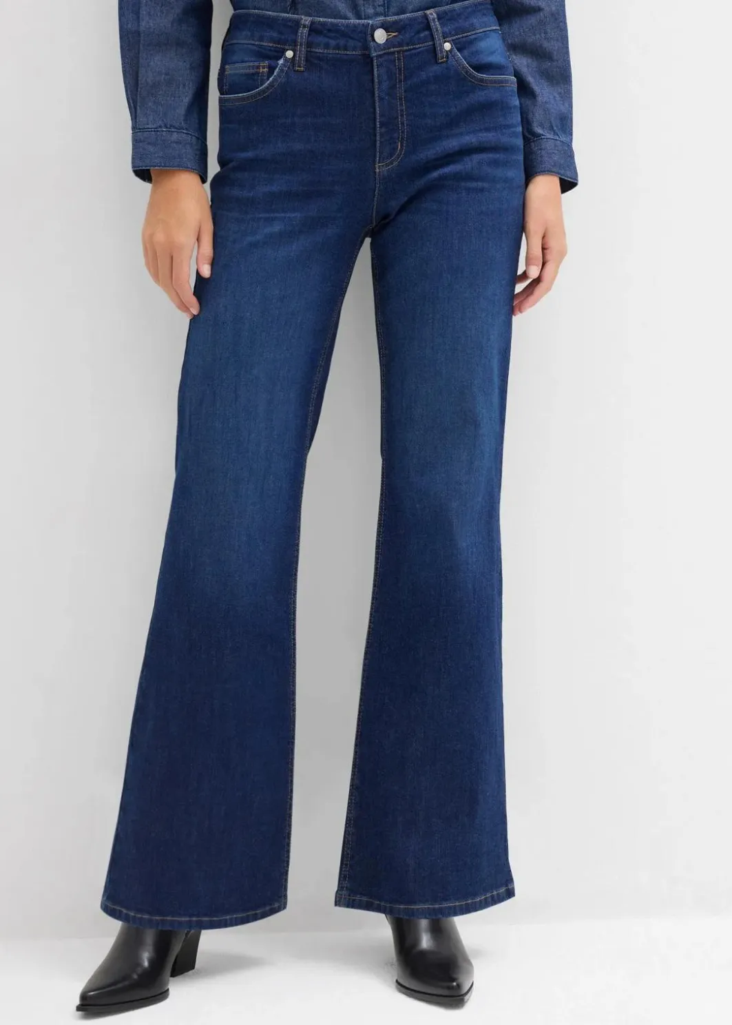 Damen bonprix Jeans|Bekleidung·Shirts & Tops|Flared-Jeans Mid Waist
