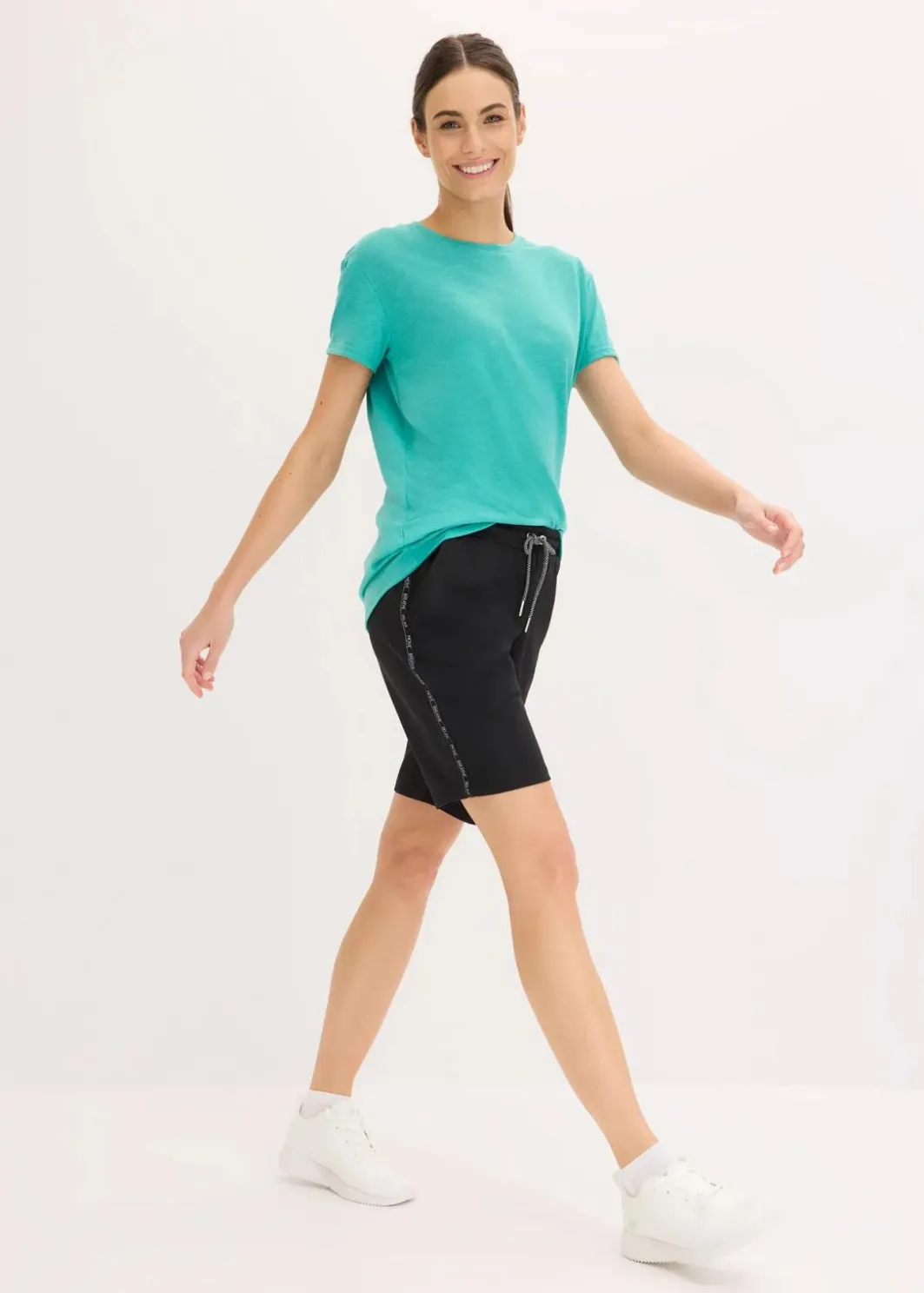 Damen bonprix Bekleidung·Outdoorbekleidung|Bekleidung·Sweat|Funktions- Sportshorts, schnelltrocknend