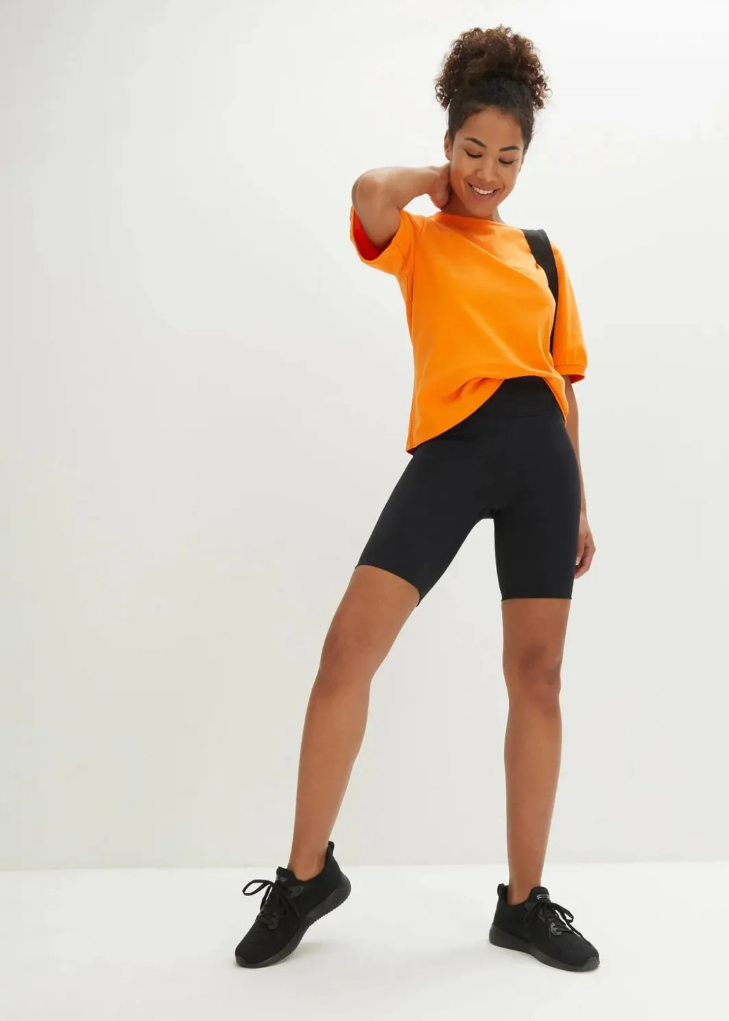Discount Funktionsradler mit Ocean Bound Plastic, Bermuda-Länge Damen Wäsche·Radler & Oberschenkelschutz|Bekleidung·Sweat