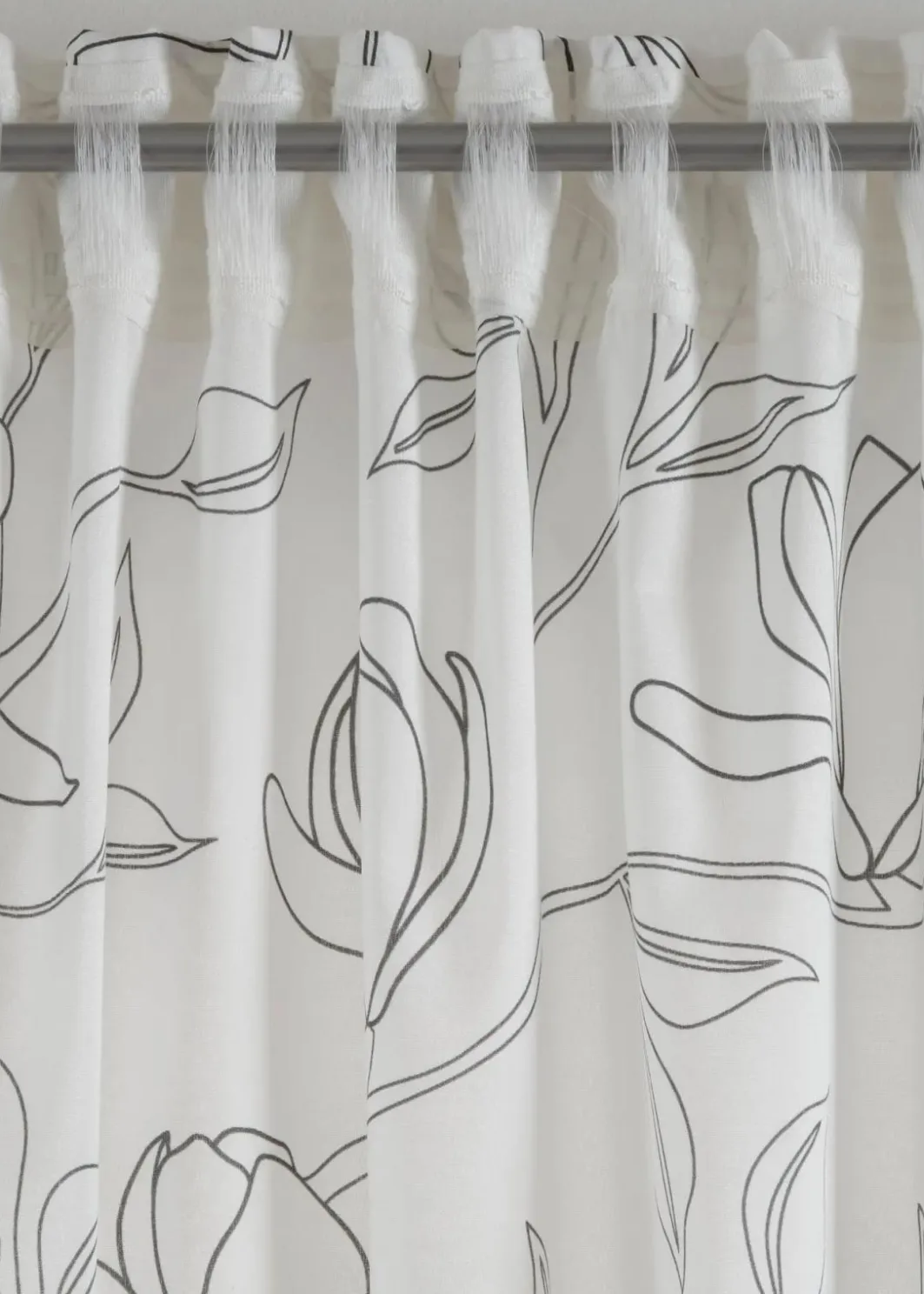 bonprix Gardinen|Gardine aus recyceltem Polyester mit Blätterdruck (1er Pack)