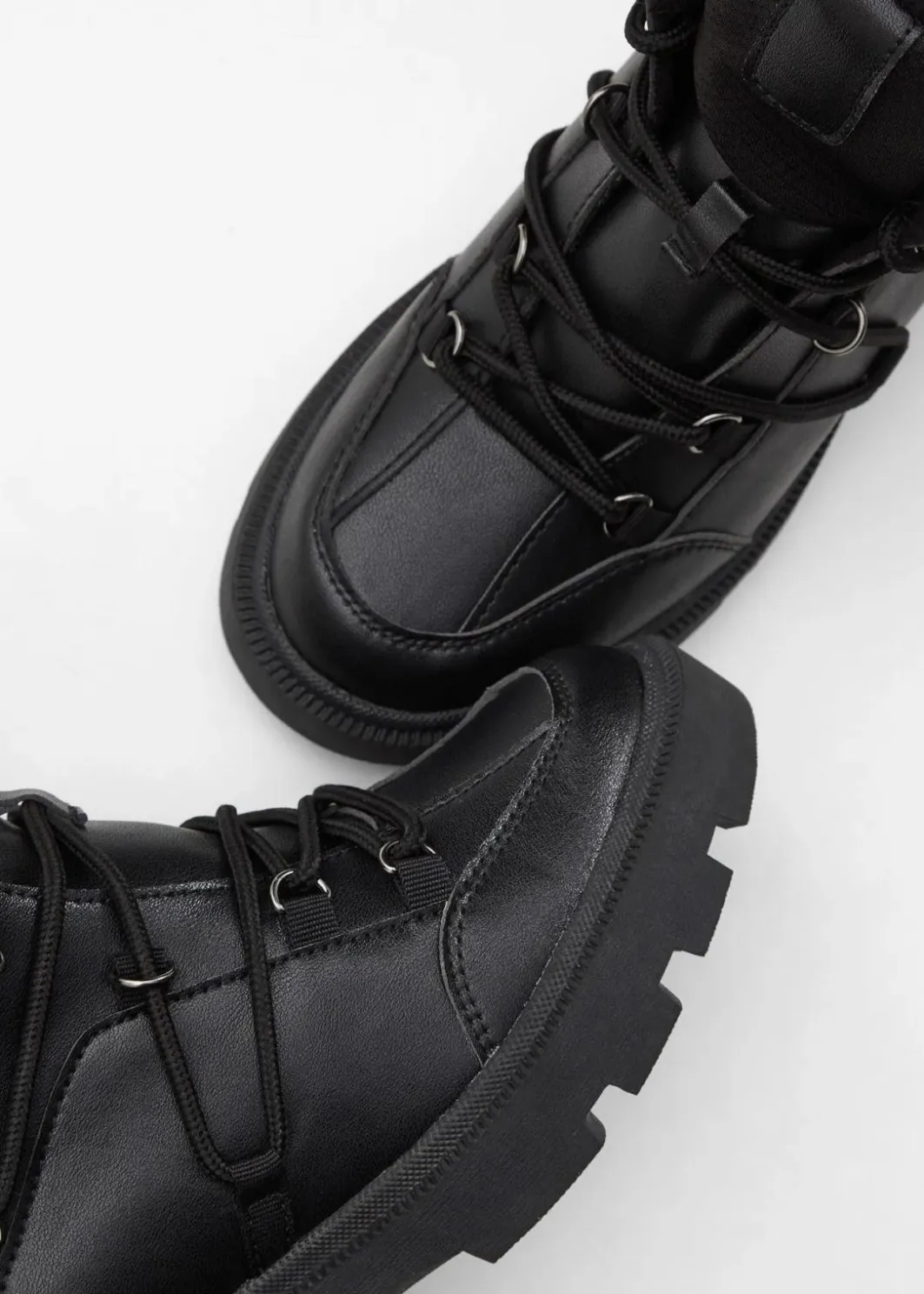 Damen bonprix Gefütterte Winterschuhe|Boots|Gefütterte Schnürboots