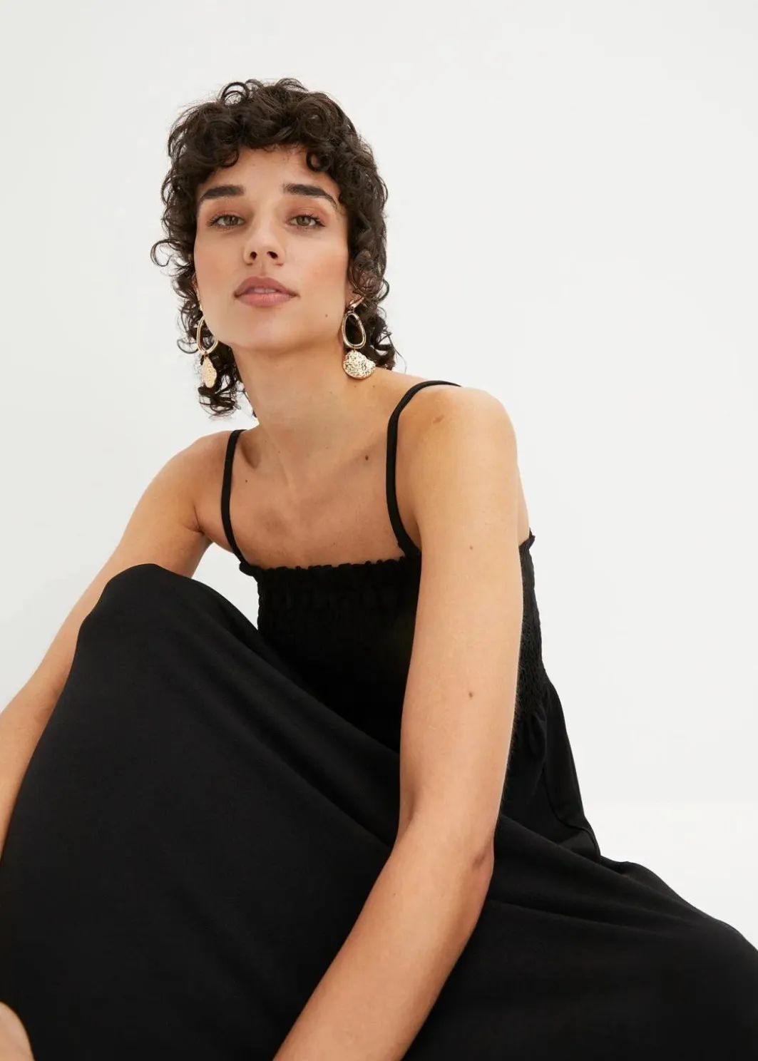 Damen bonprix Bekleidung·Pullover & Strickjacken|Kleider|Gesmoktes Trägerkleid aus leichtem Crêpe