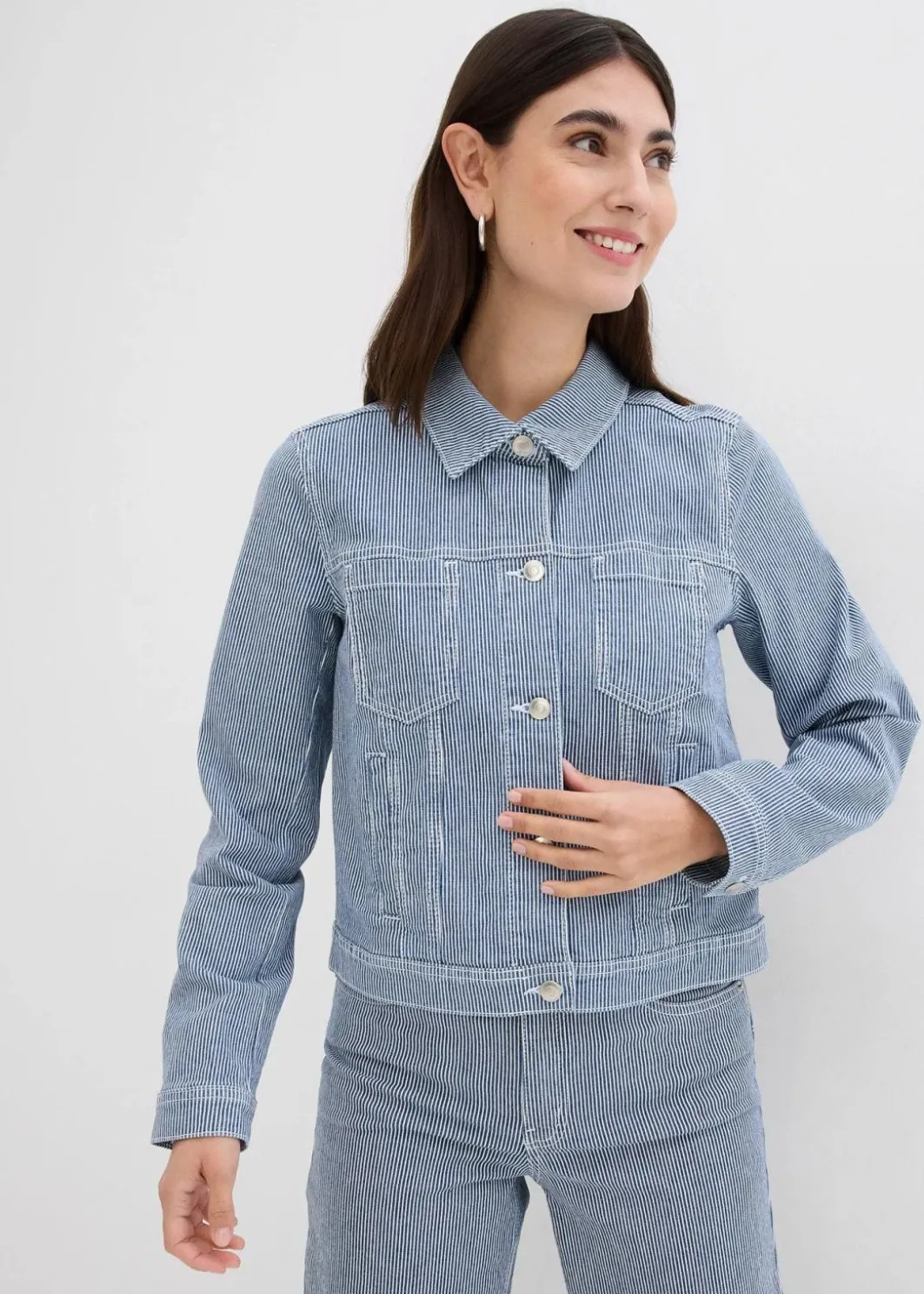 Damen bonprix Jacken & Mäntel|gestreifte Jeansjacke, verkürzt