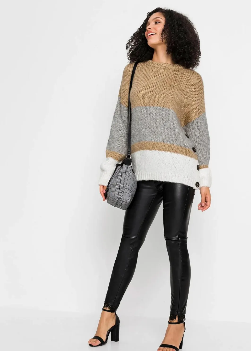 Outlet Gestreifter Oversize-Pullover mit Knöpfen Damen Bekleidung·Umstandsmode|Bekleidung·Jeans