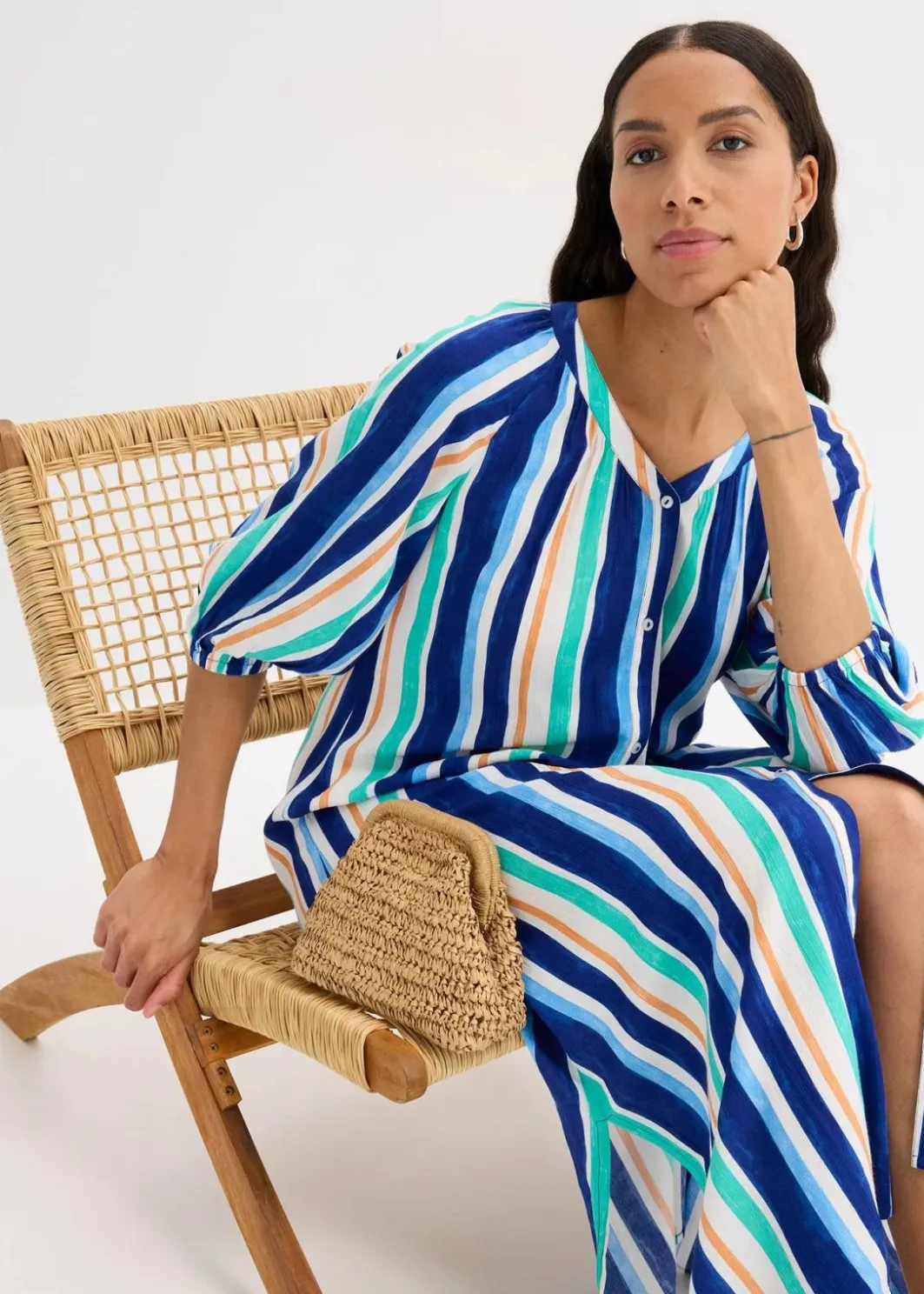 New gestreiftes Kaftan-Kleid aus strukturierter Viskose Damen Bekleidung·Pullover & Strickjacken|Nachhaltigere Materialien