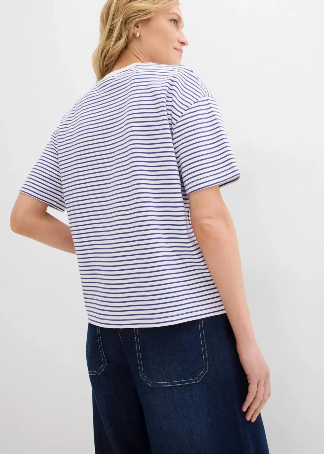 Damen bonprix Nachhaltigere Materialien|Shirts & Tops|Gestreiftes T-Shirt mit Stickerei