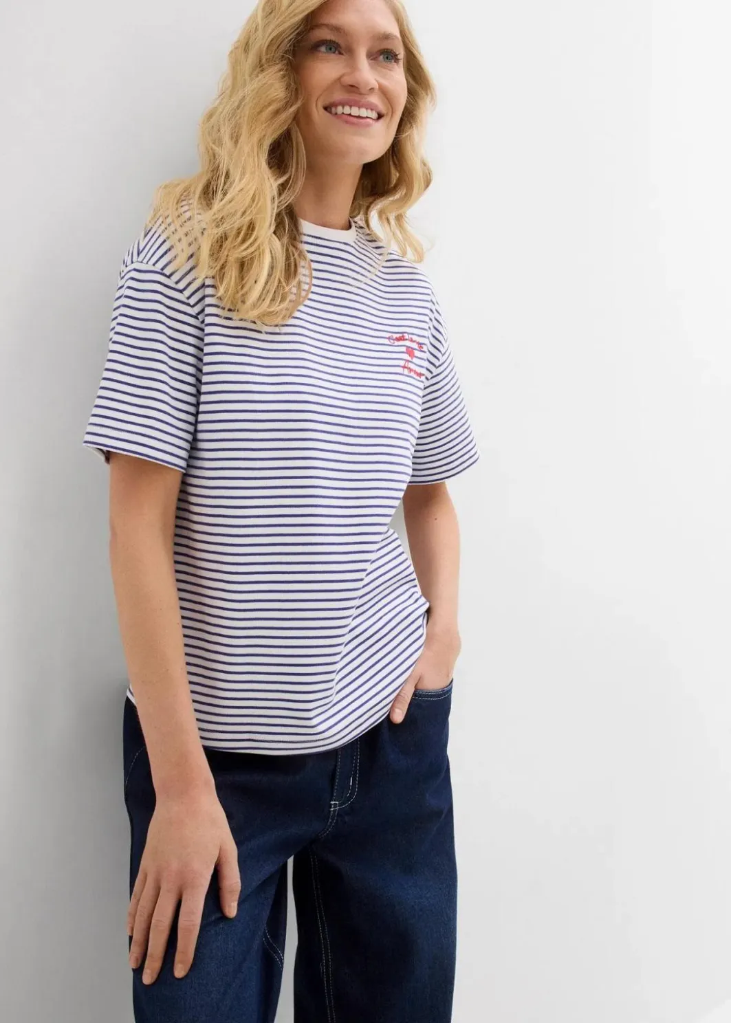 Damen bonprix Nachhaltigere Materialien|Shirts & Tops|Gestreiftes T-Shirt mit Stickerei