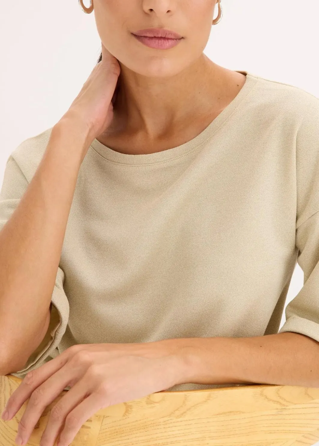 New Glitzer Viskose-Shirt mit Glanzdruck Damen Shirts & Tops