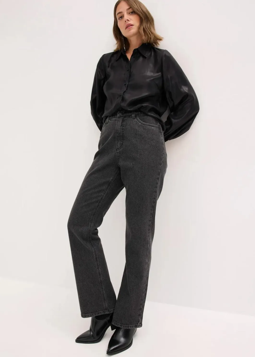 Online Hemdbluse aus glänzendem Satin Damen Bekleidung·Jacken & Mäntel|Blusen & Tuniken