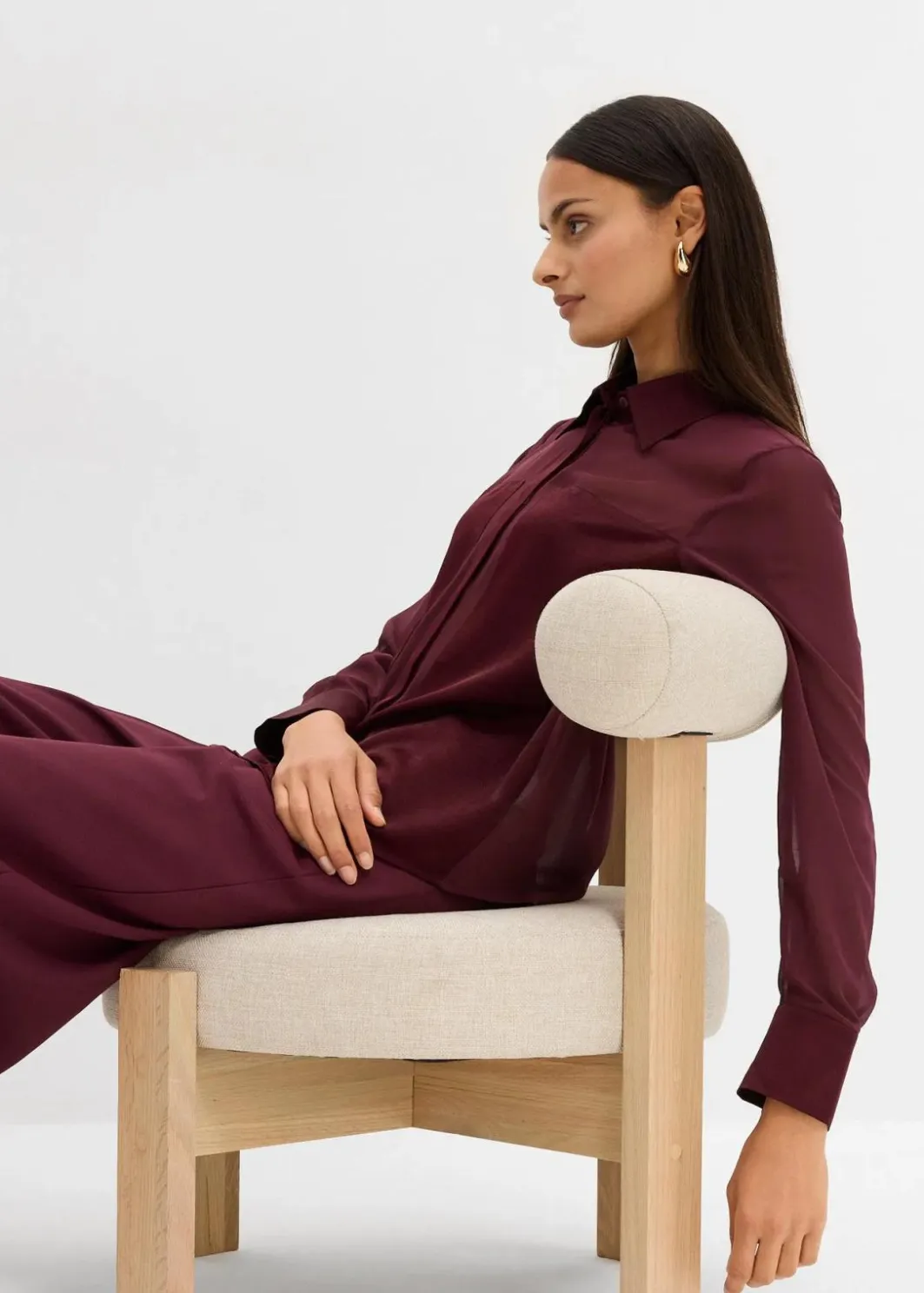 Damen bonprix Bekleidung·Jacken & Mäntel|Blusen & Tuniken|Hemdbluse mit Satineinsatz
